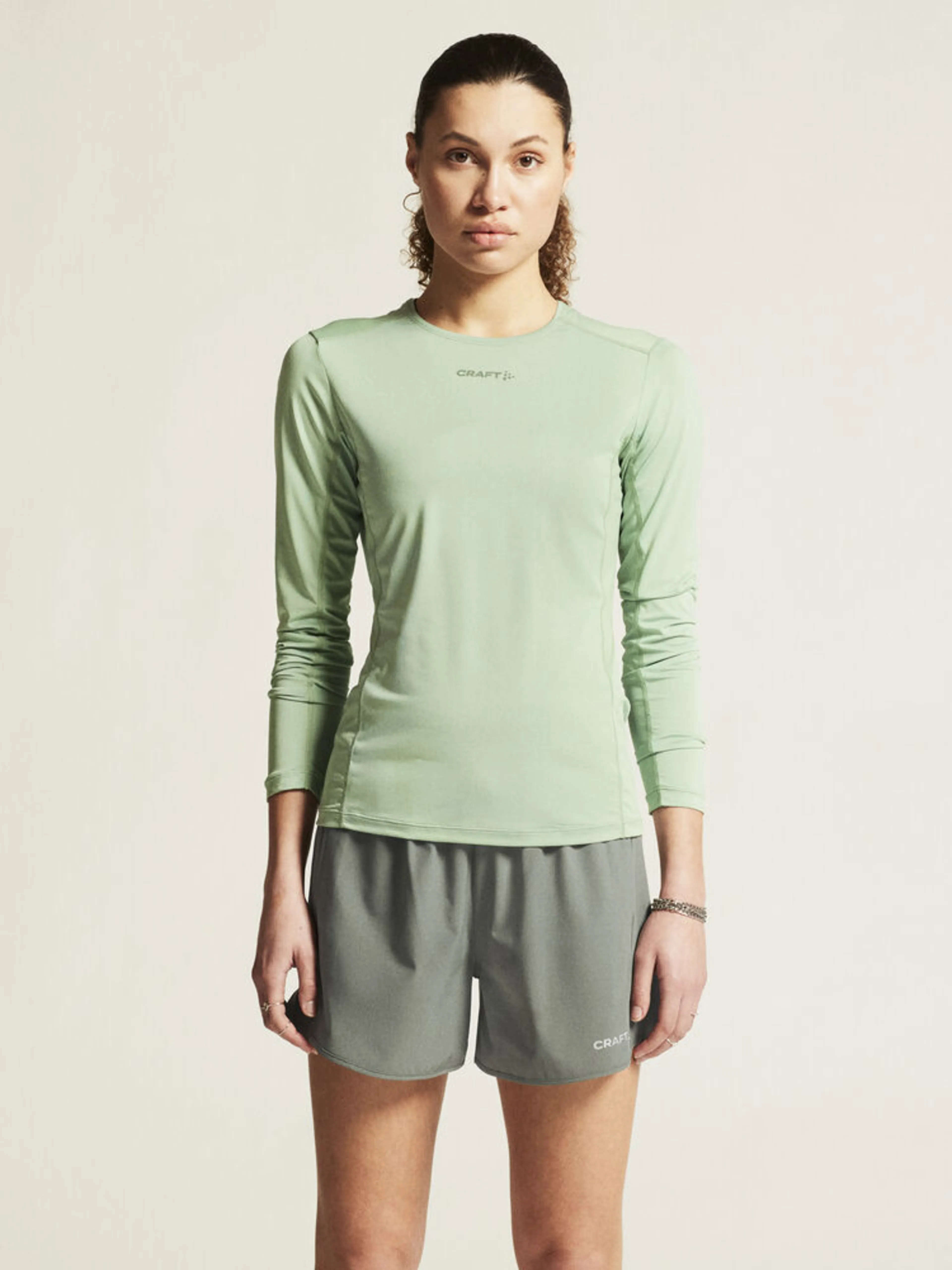Adv Essence Ls Tee 2 W