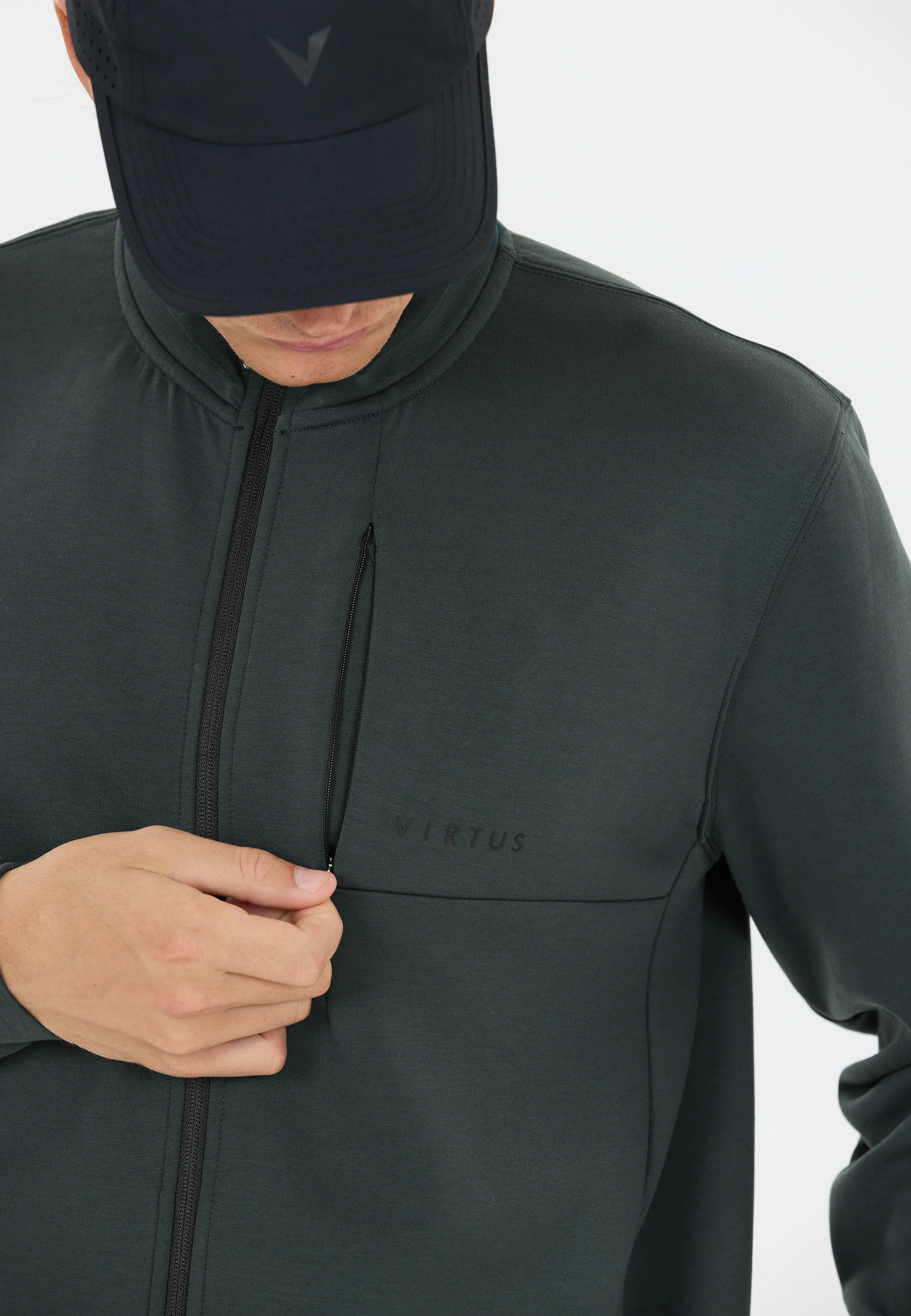 Taro M Full-Zip Sweatshirt