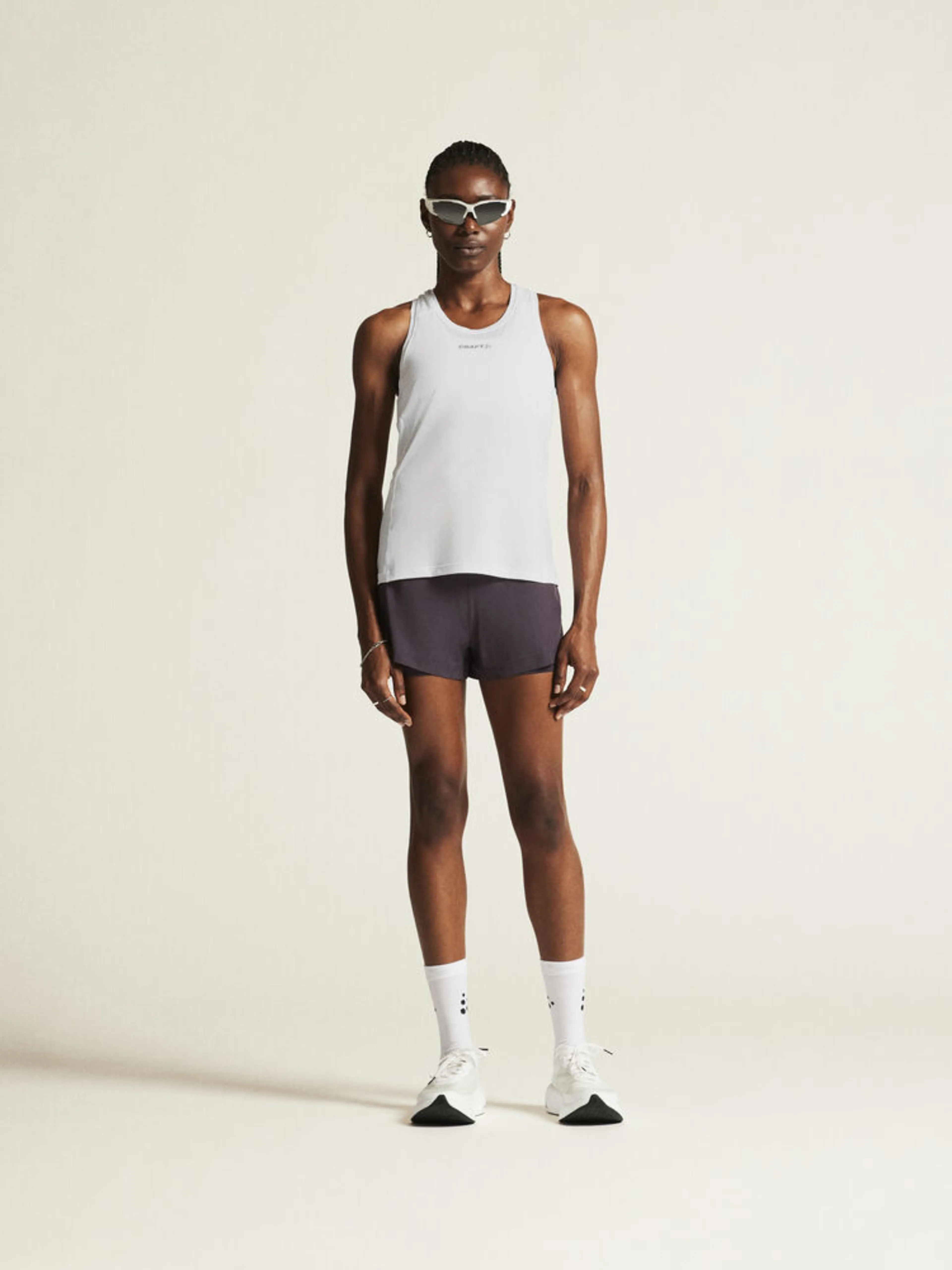 Adv Essence Singlet 2 W