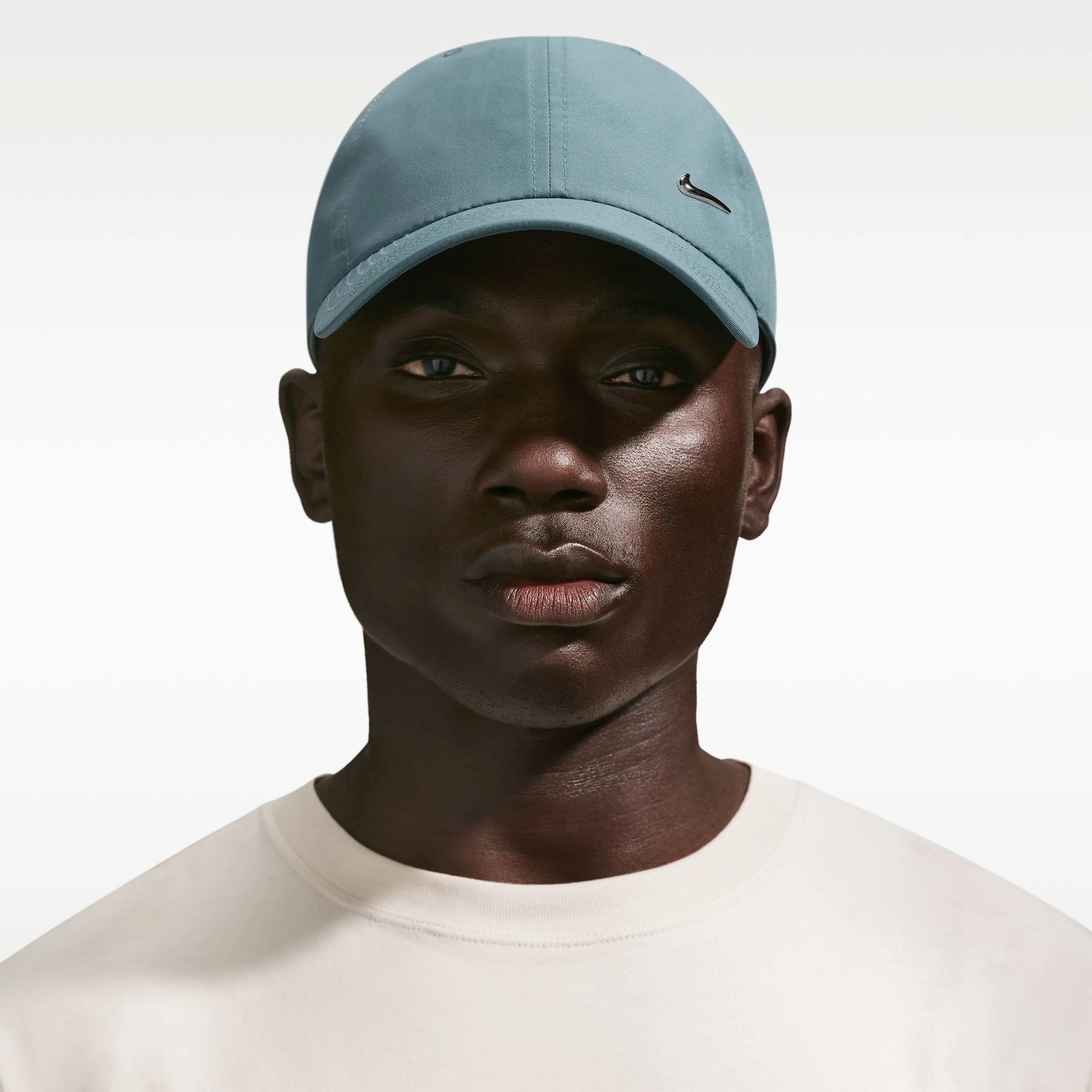 Dri-FIT Club Unstructured Metal Swoosh Cap