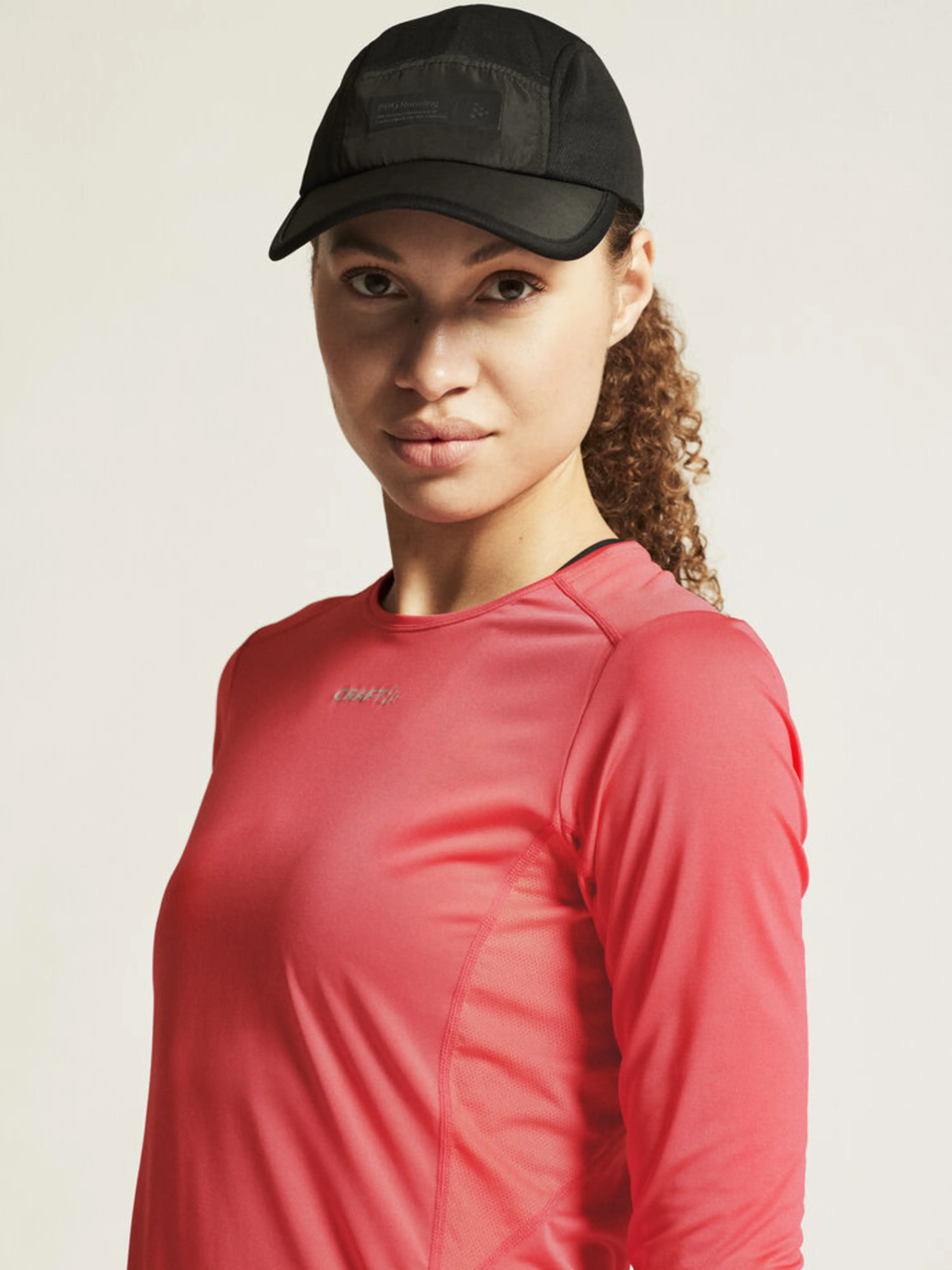 Adv Essence Ls Tee 2 W