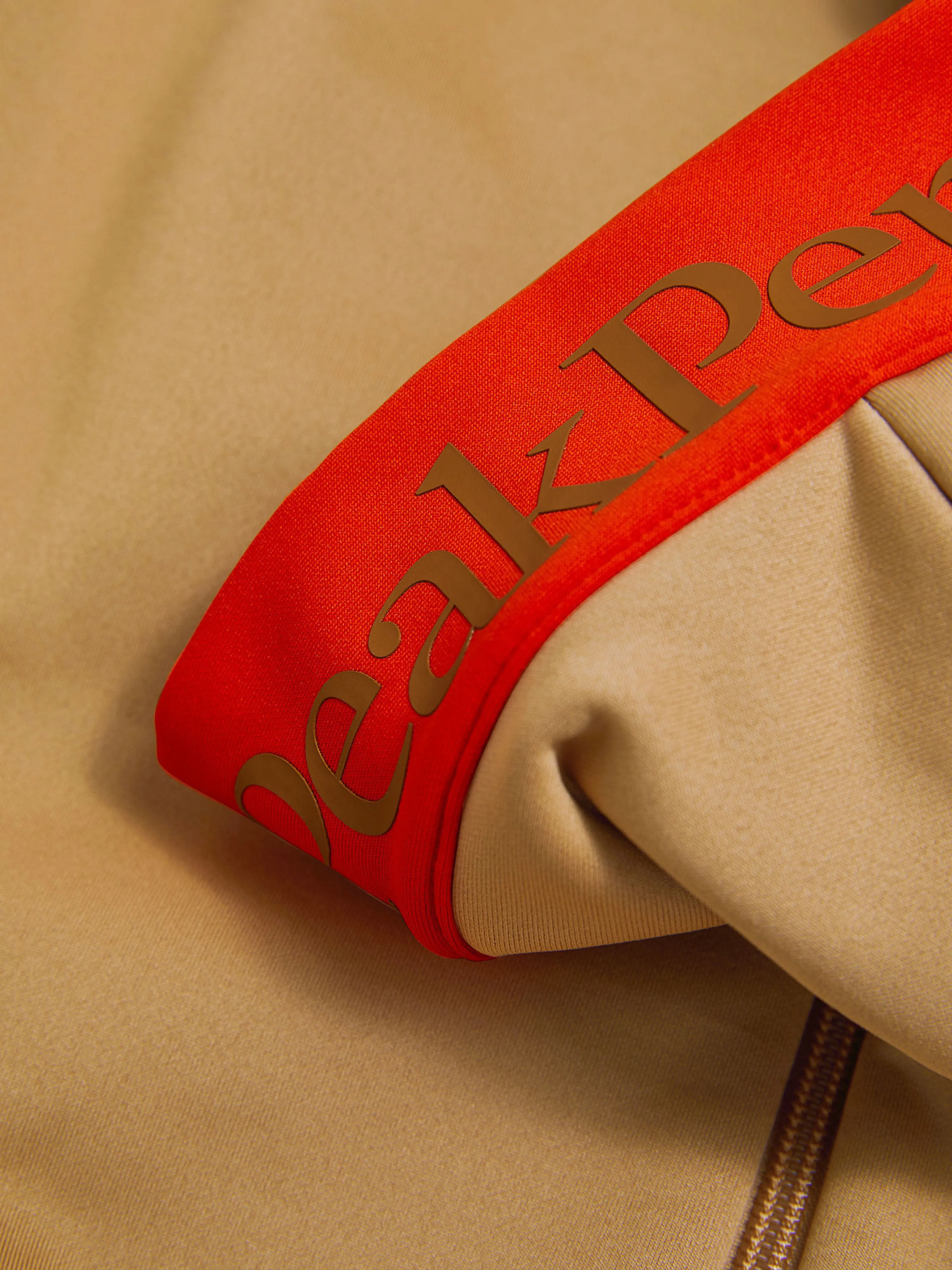 M Rider Essentials Zip Hood