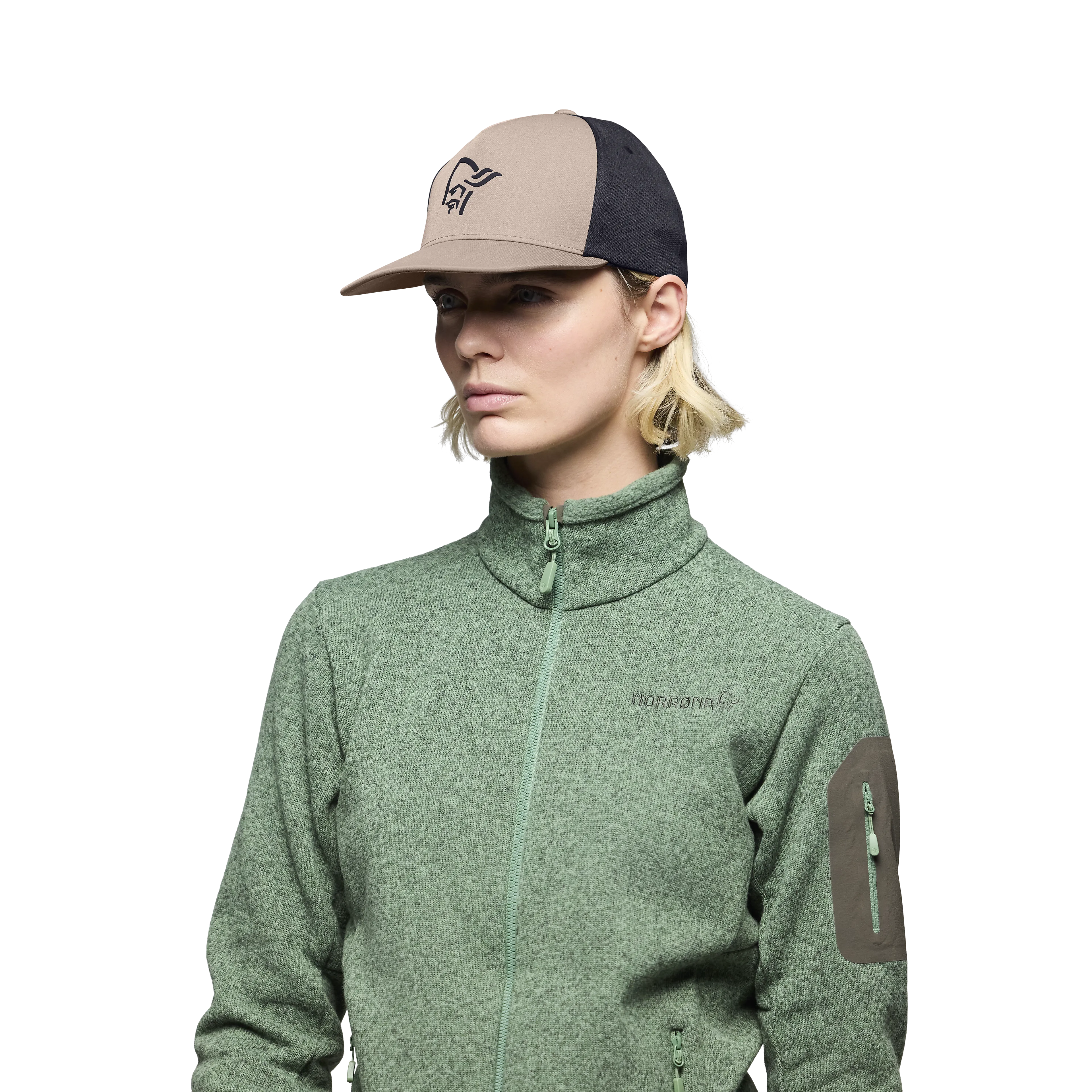 /29 tech trucker Cap