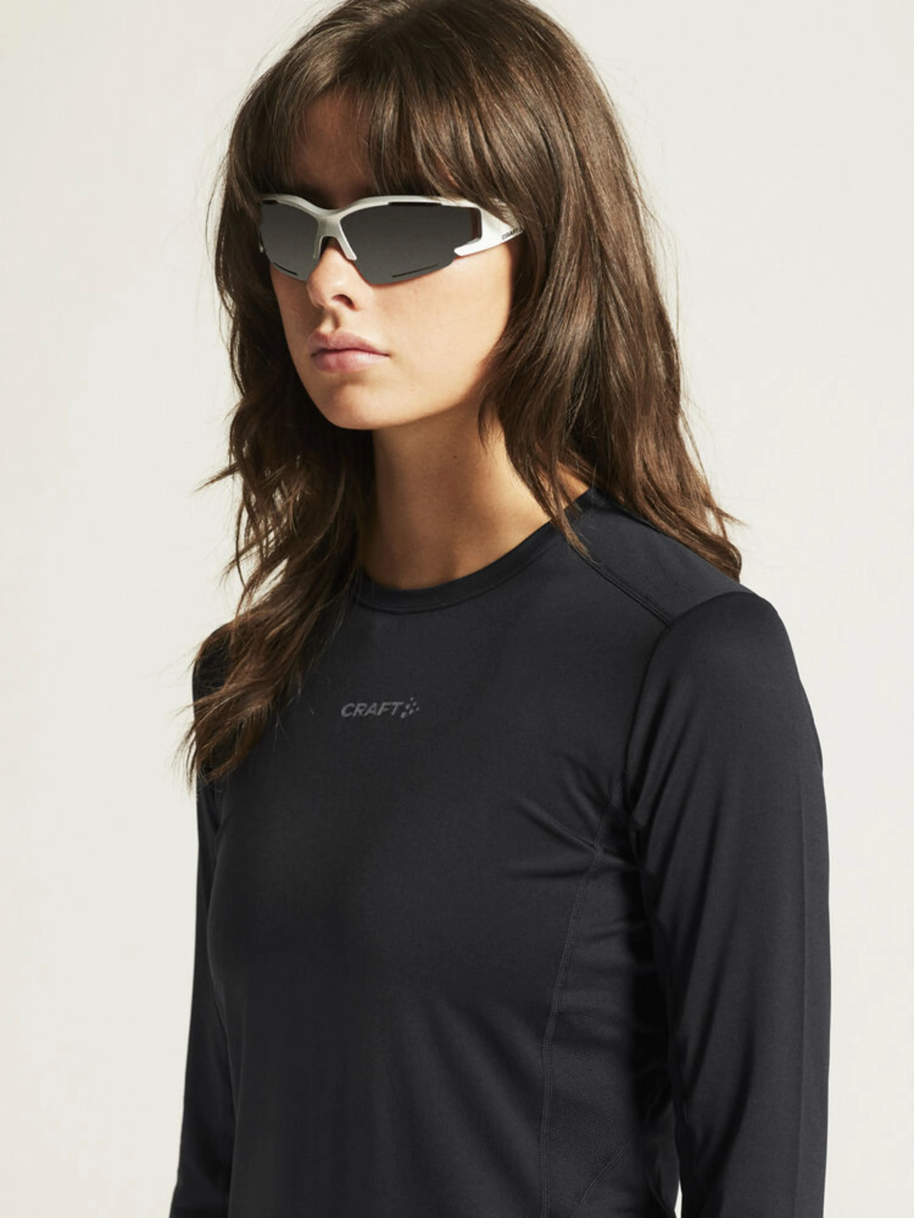 Adv Essence Ls Tee 2 W