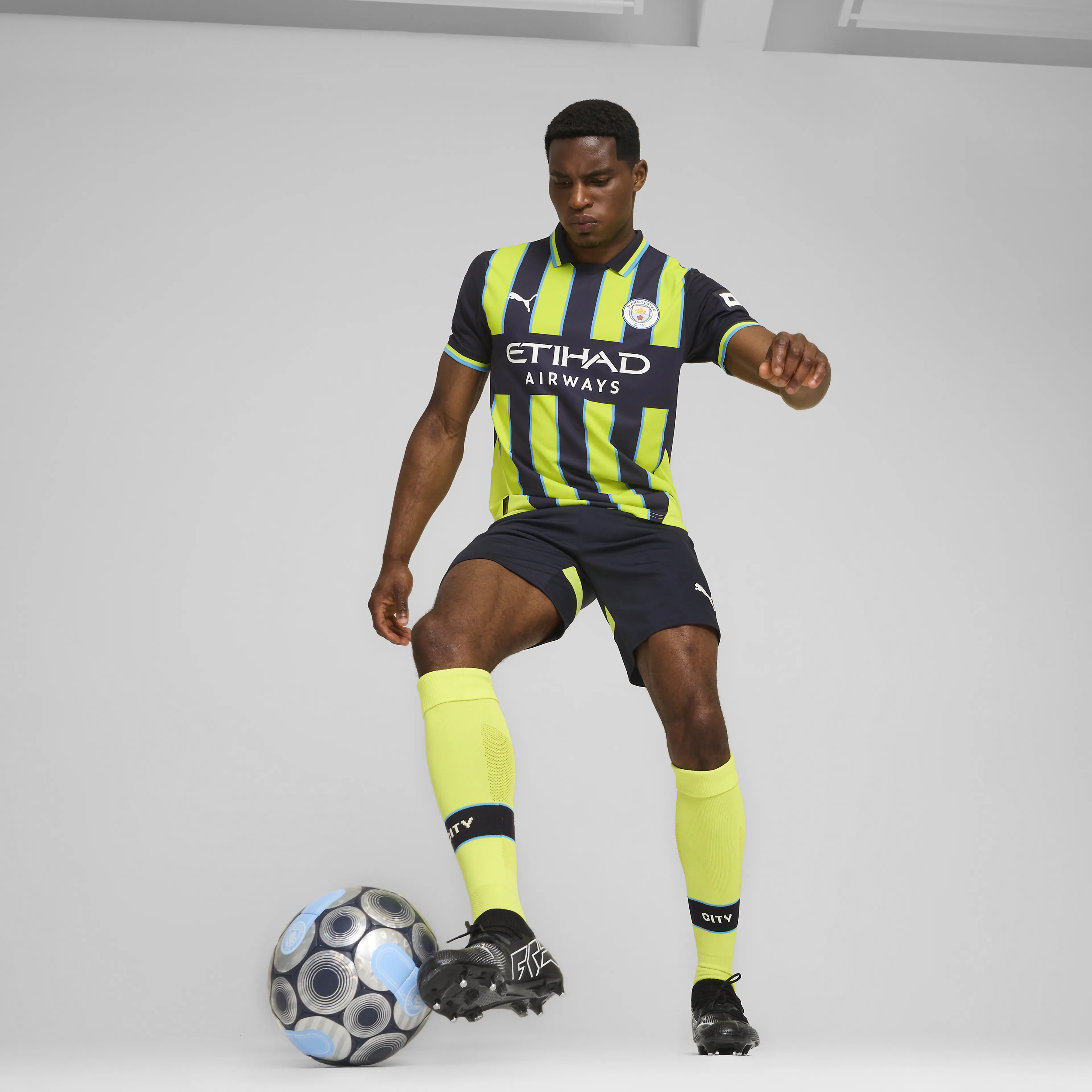 MCFC Away Jersey Replica
