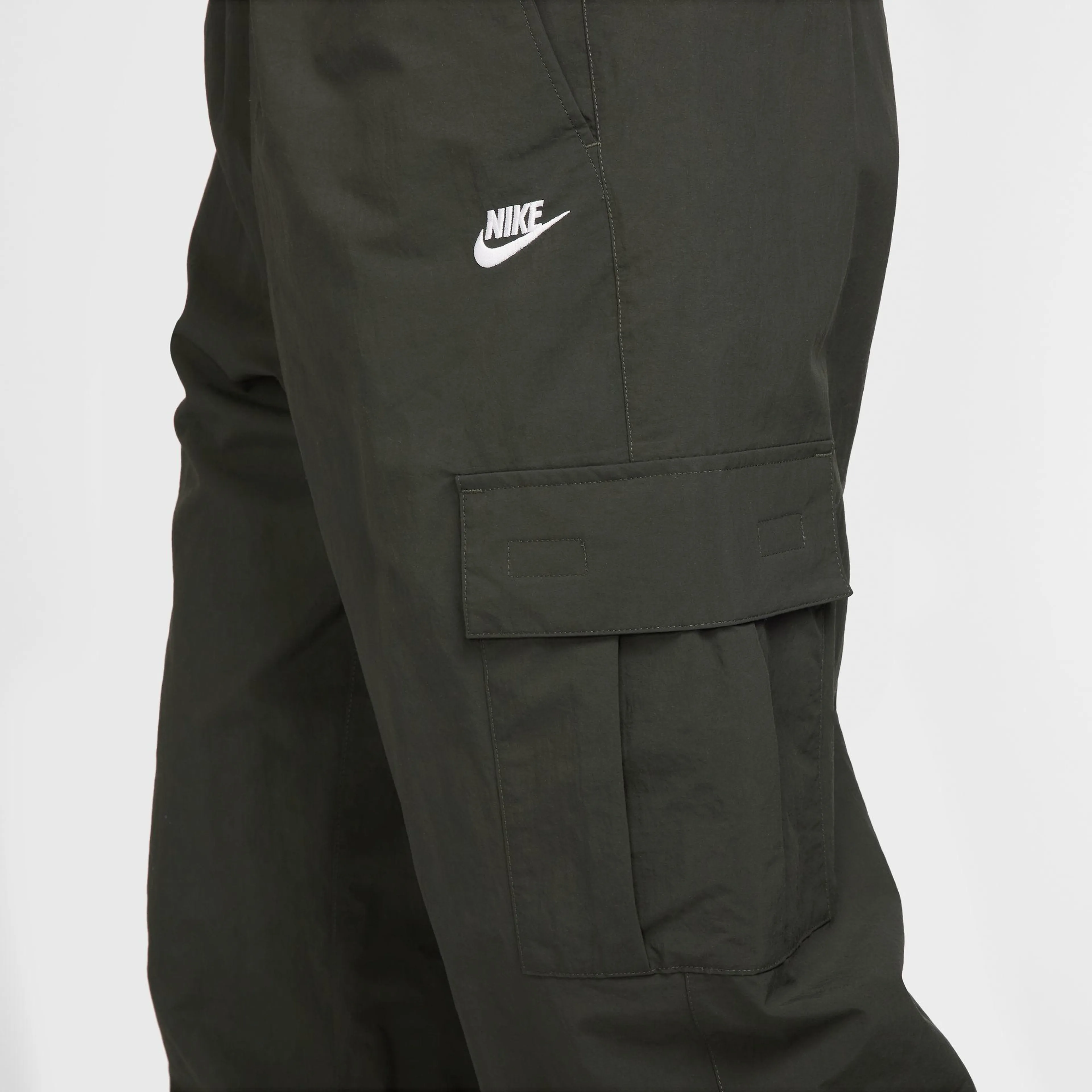 Club Men's Woven Cargo Pants