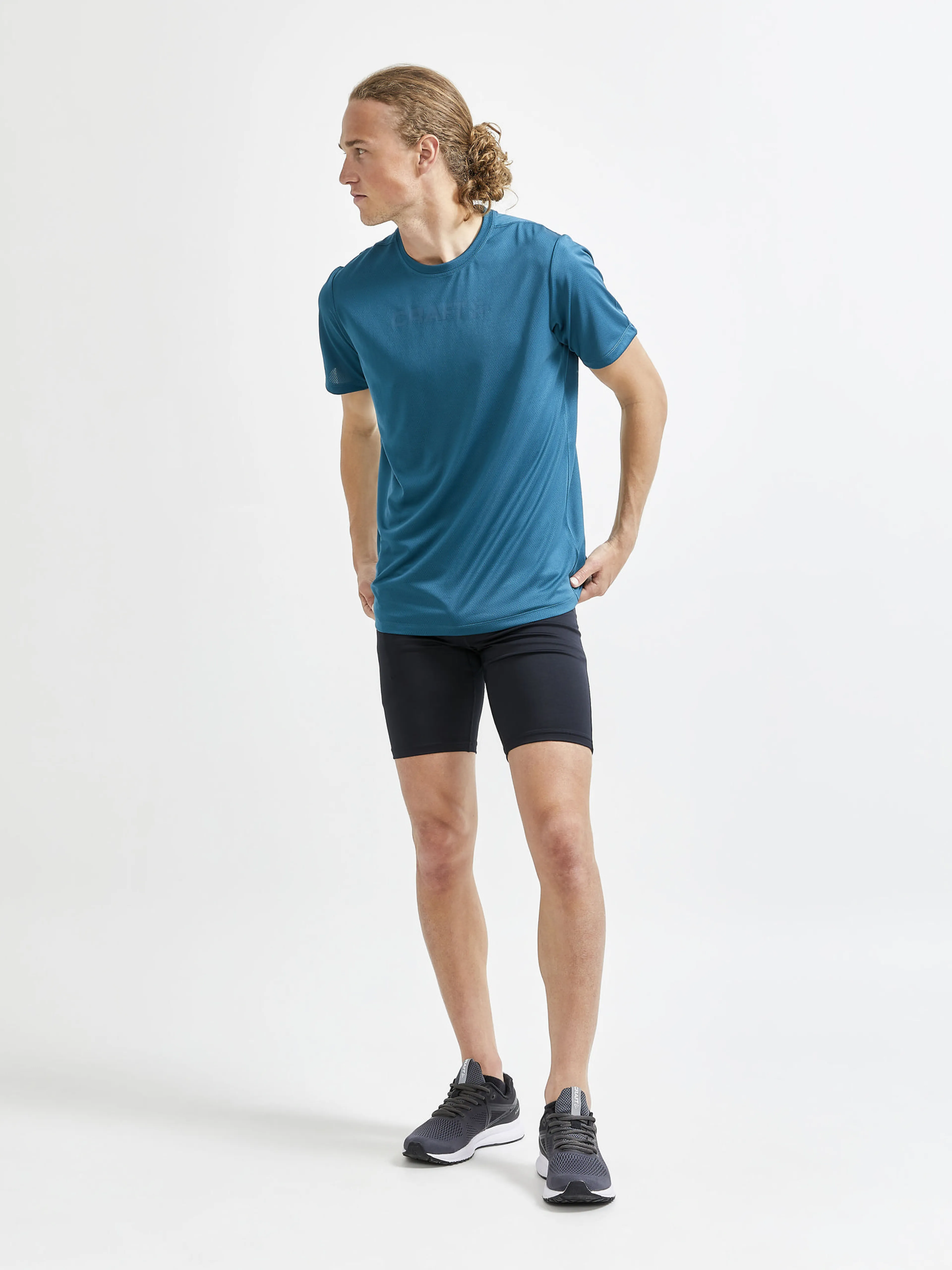 Adv Essence Short Tights M