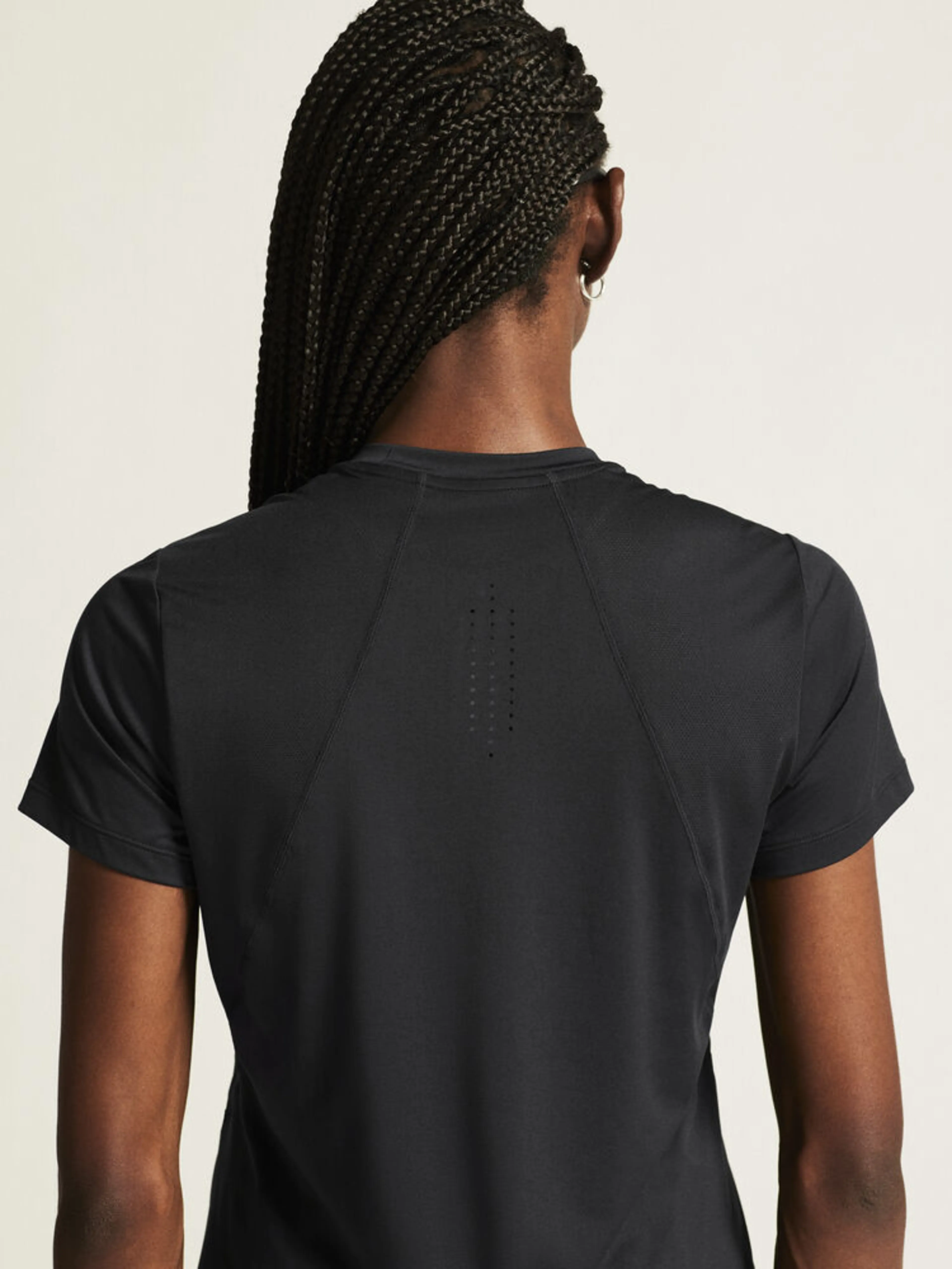 Adv Essence Ss Tee 2 W