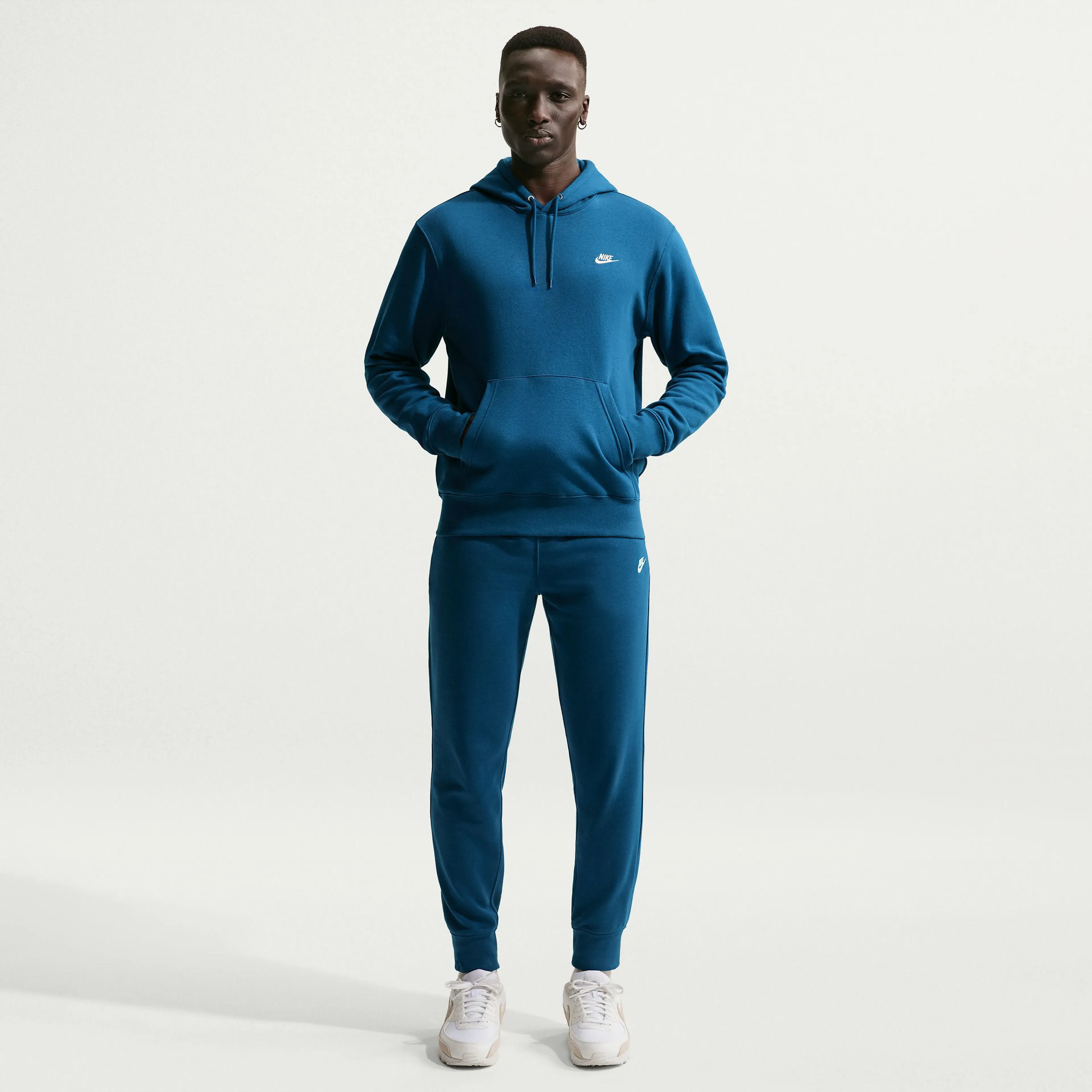 Nike Club Men's Pullover Fleece Hoodie