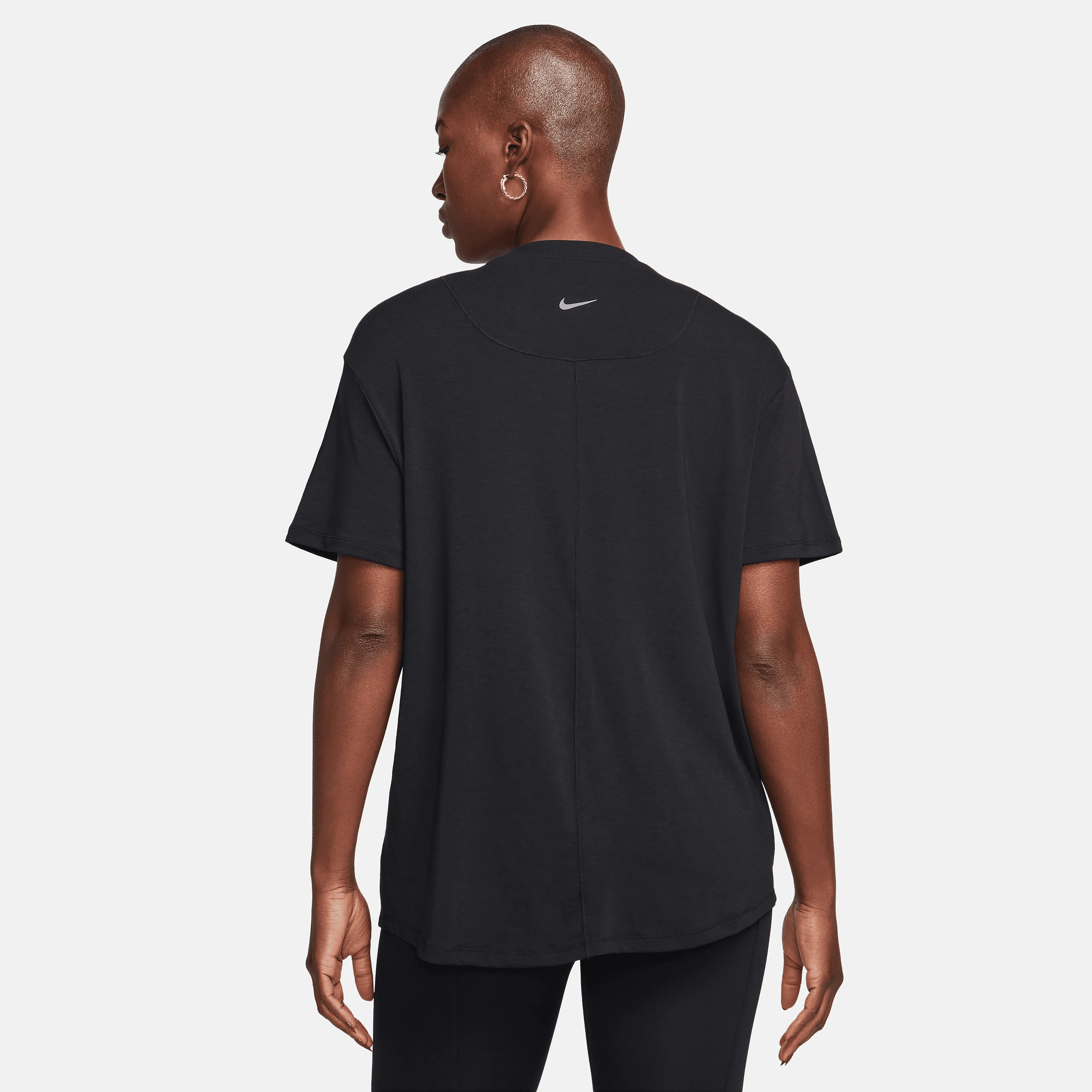 One Relaxed Women's Dri-FIT Short-Sleeve Top