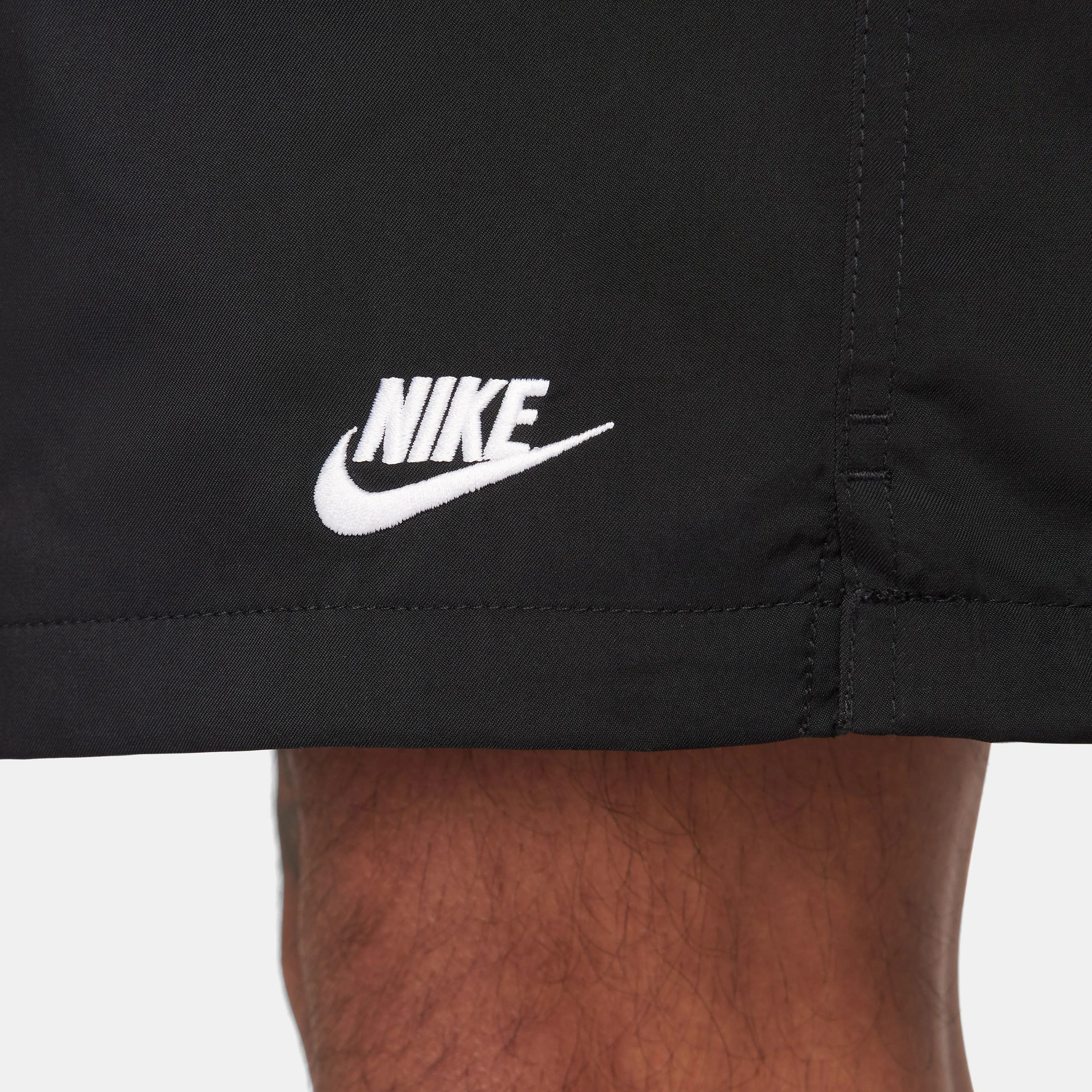 Club Men's Woven Flow Shorts