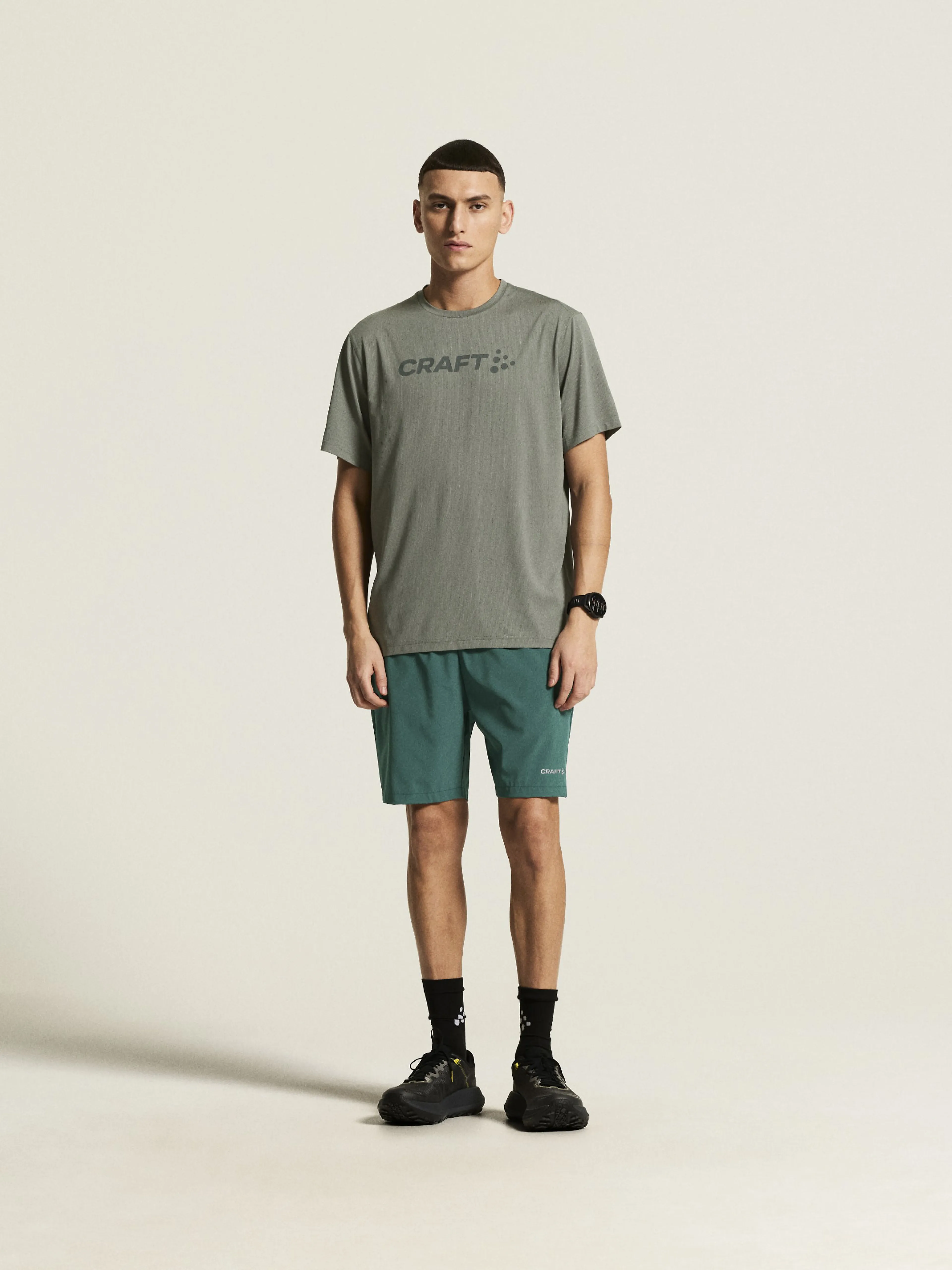 Essence Logo Tee 2 M