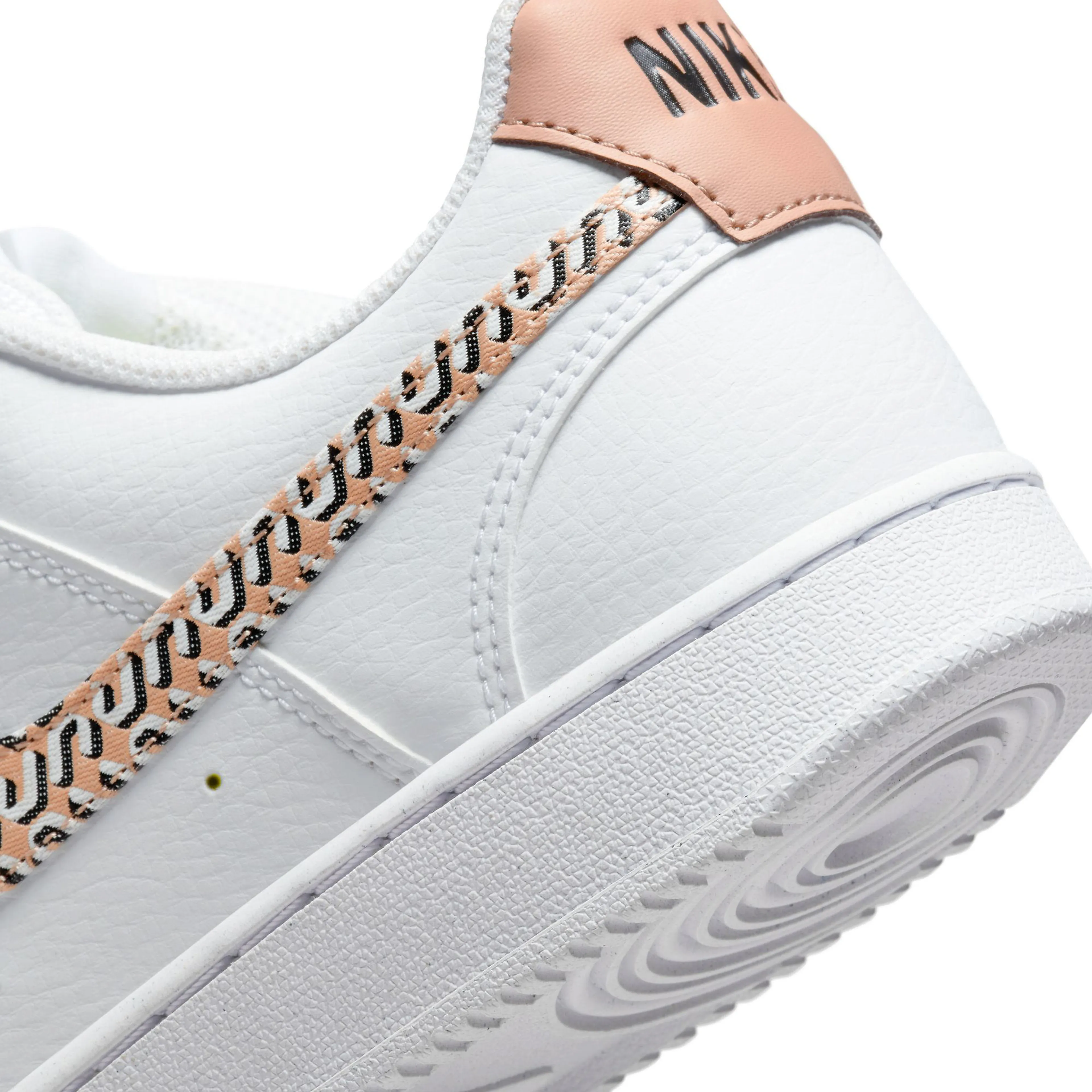 Court Vision Low Next Nature x Nike United sko dame