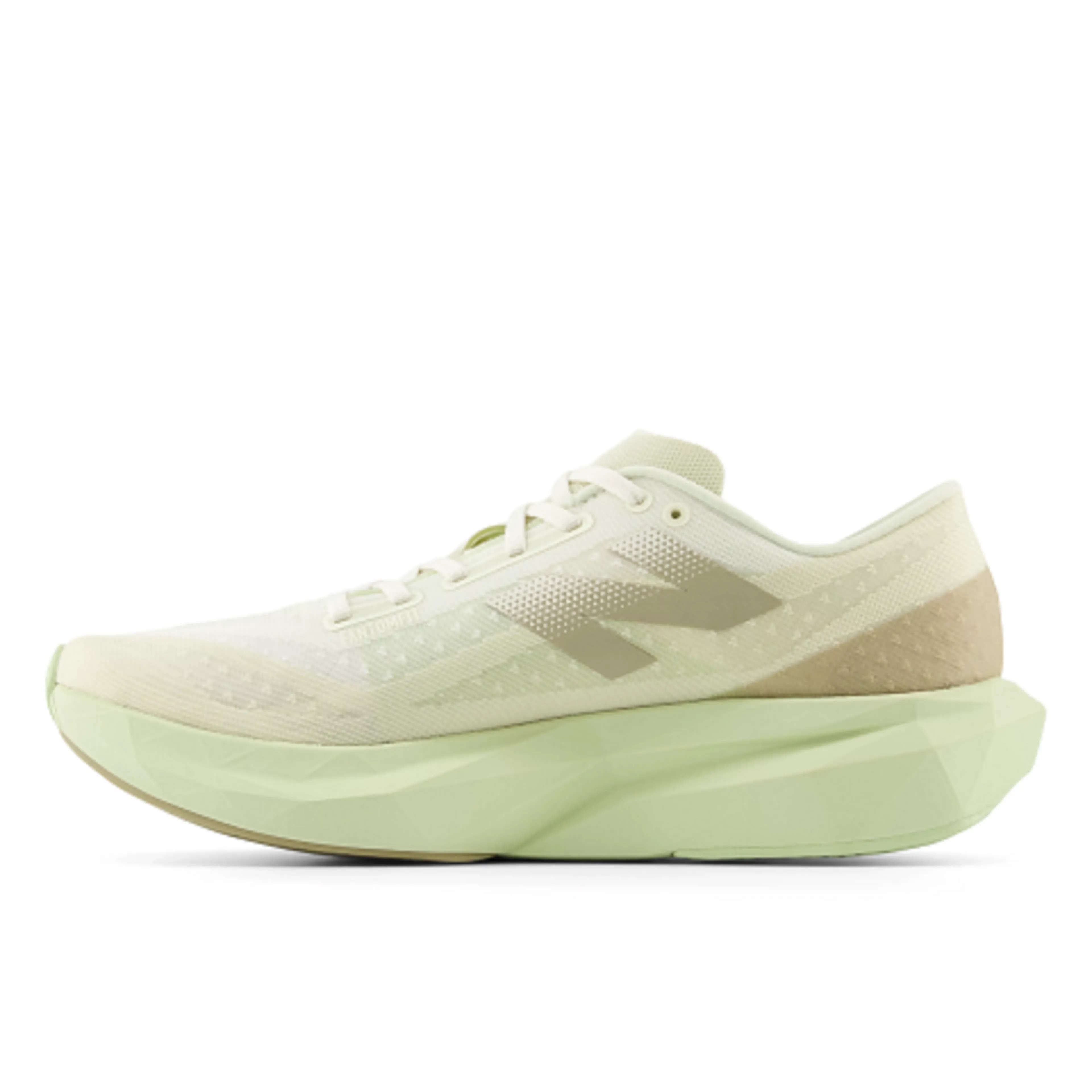 New Balance FuelCell Rebel v4