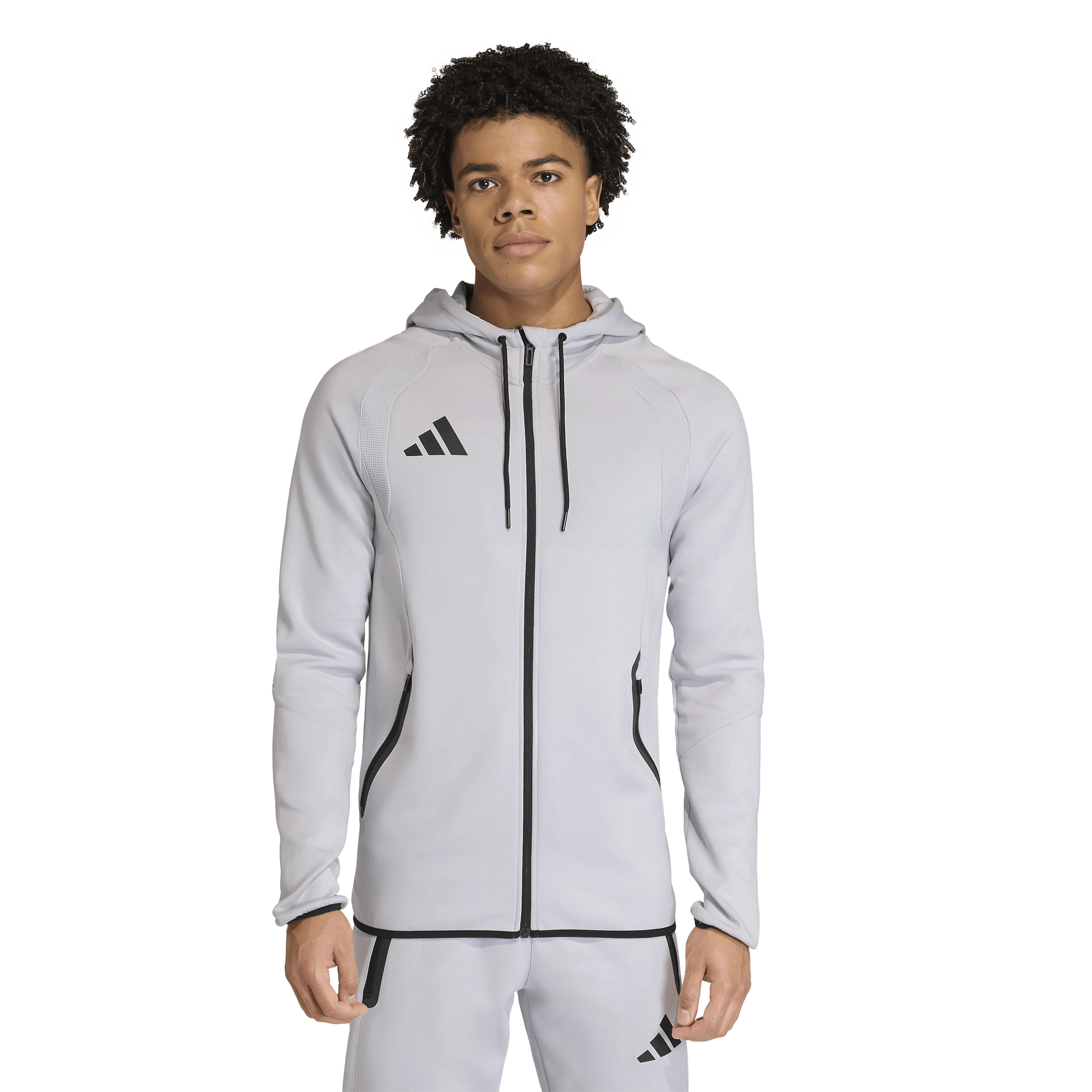 TIRO TRAVEL SWEAT HOODIE  