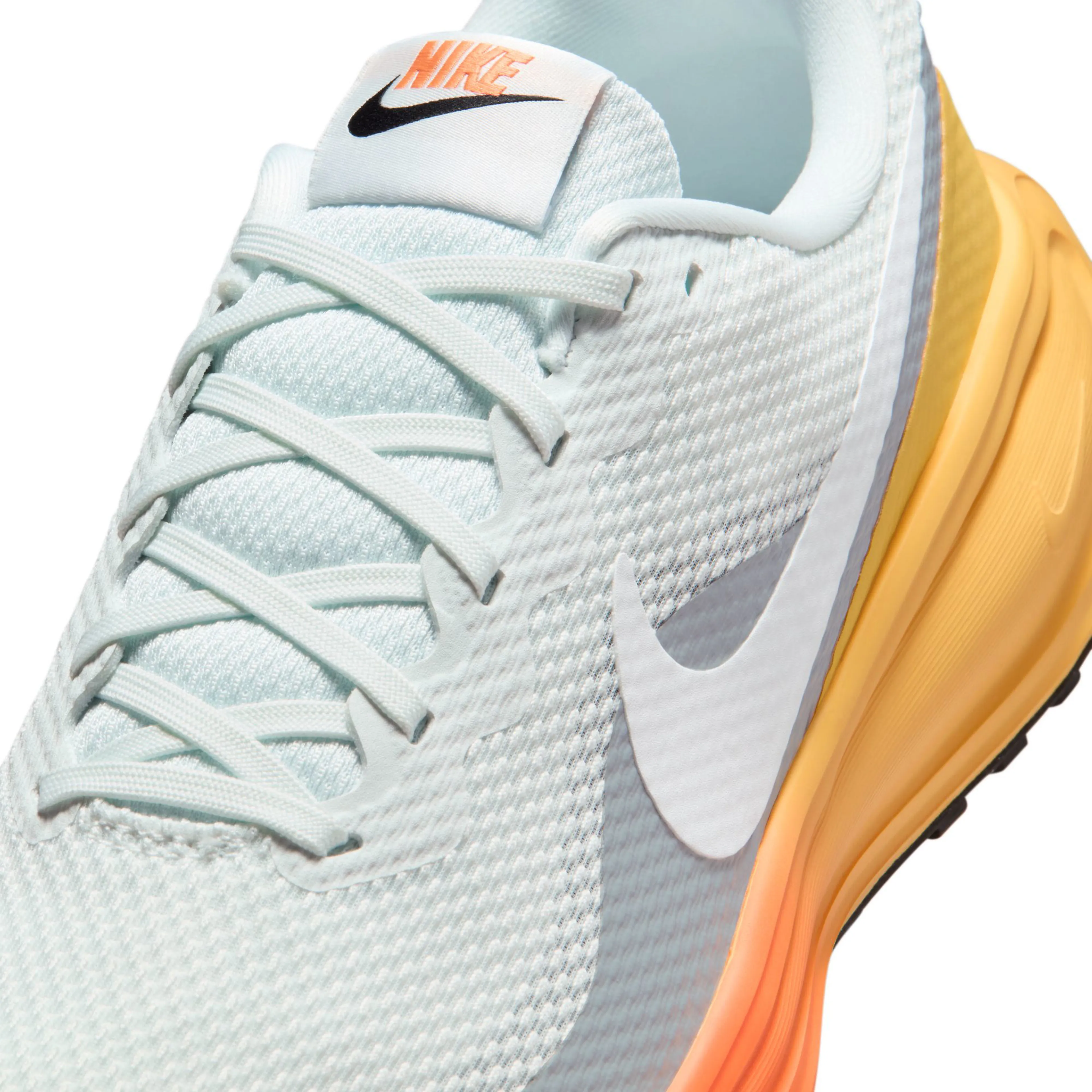 Revolution 8 Men's Road Running Shoes