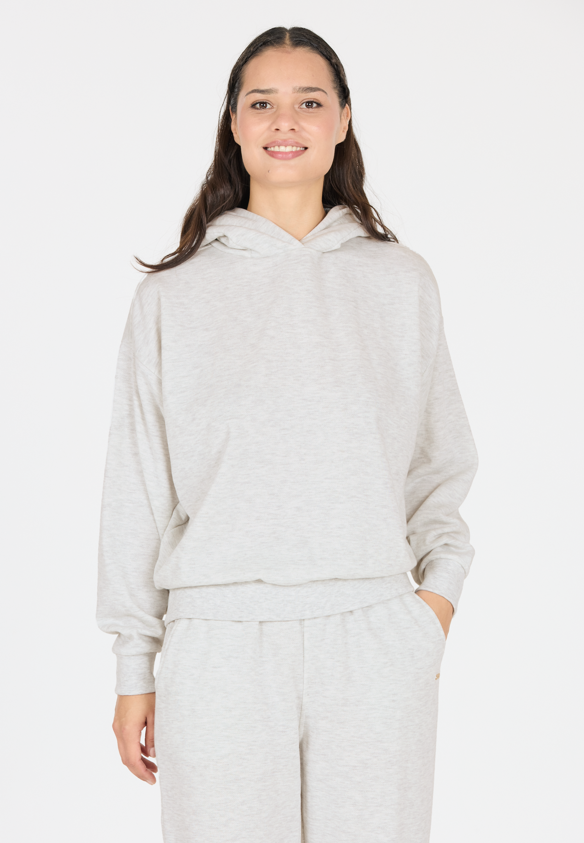 Carmen W Hoody