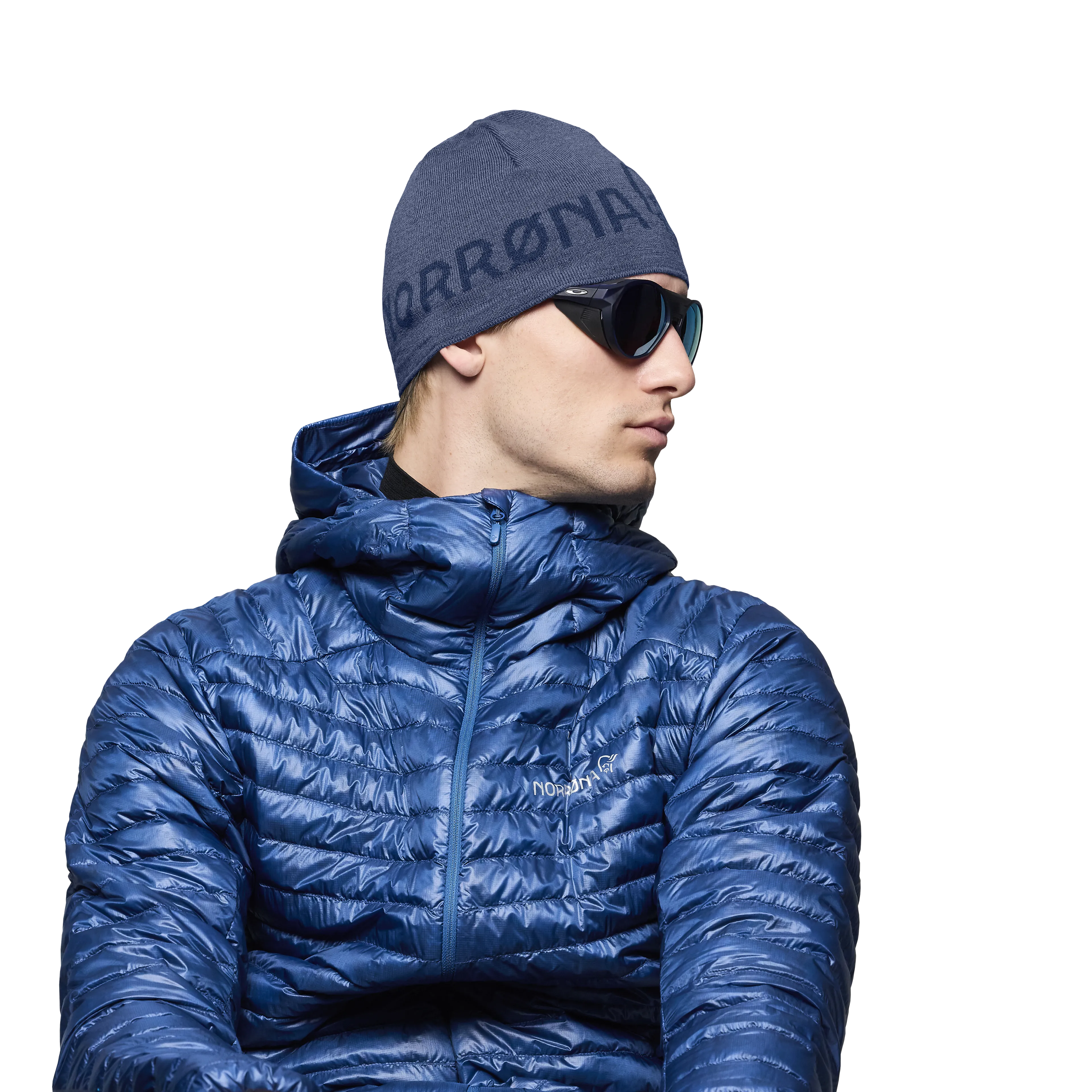 /29 light merinoUll logo Beanie
