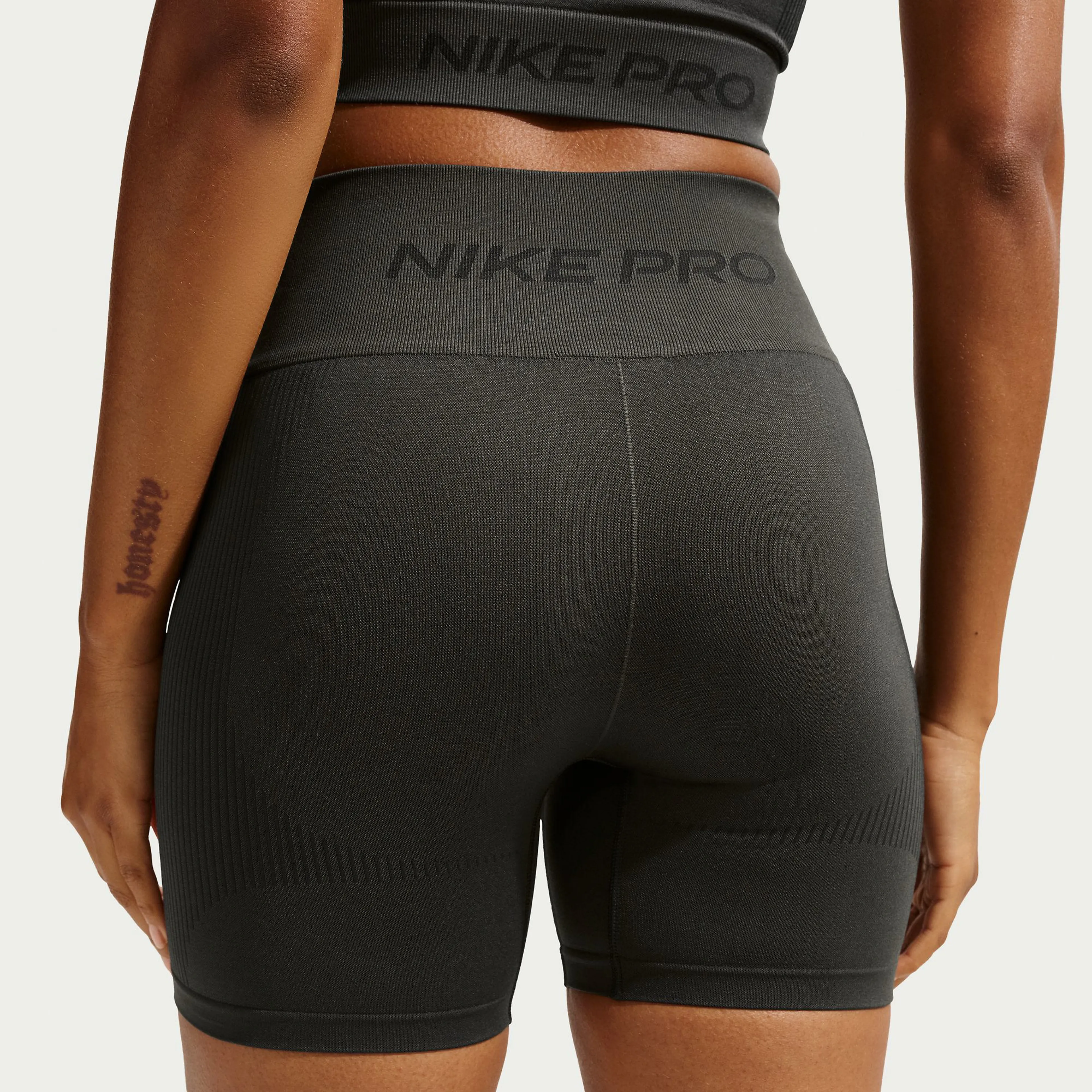 Pro Seamless Women's Dri-FIT High-Waisted 5" Biker Shorts