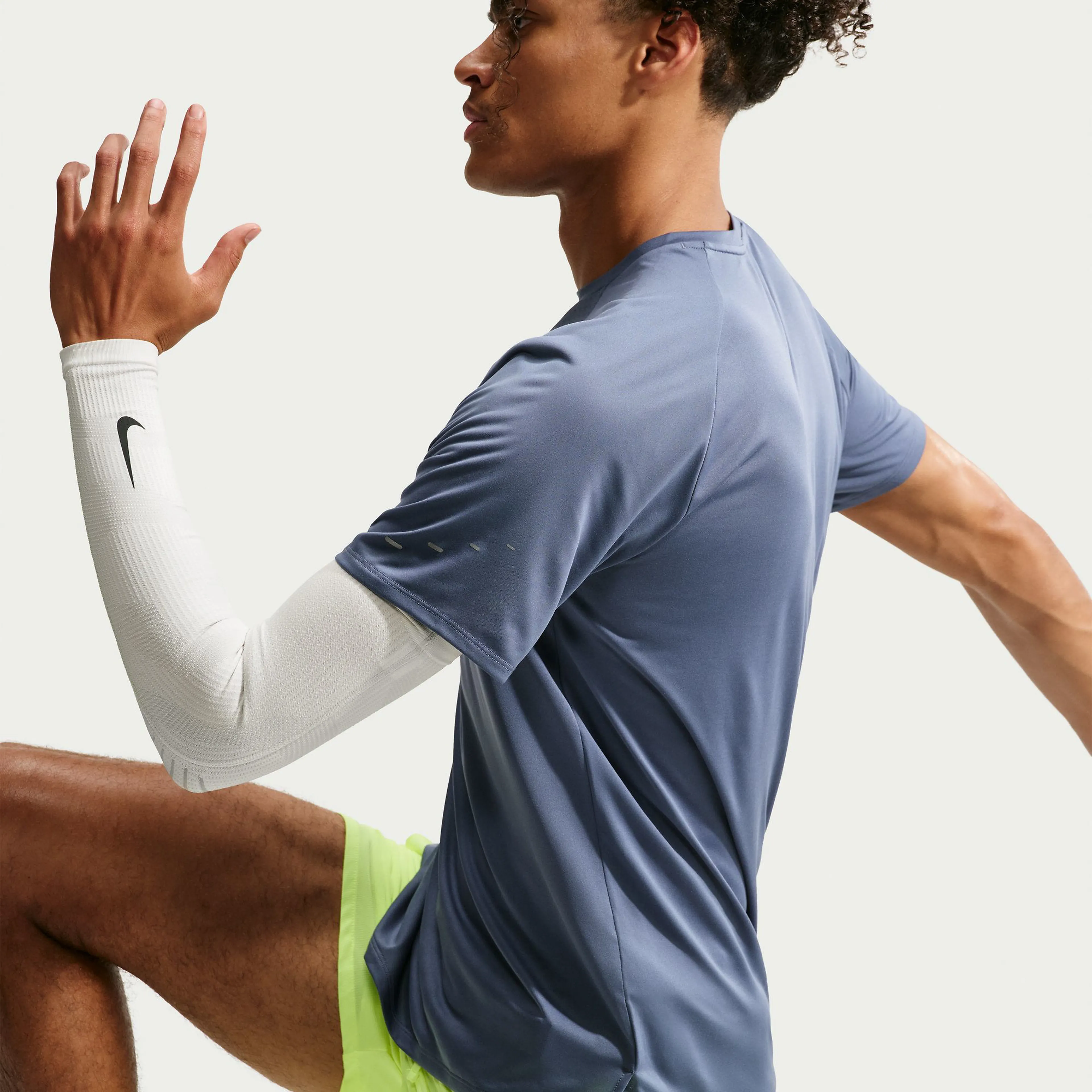 Dri-FIT ADV STRIDE SS TOP