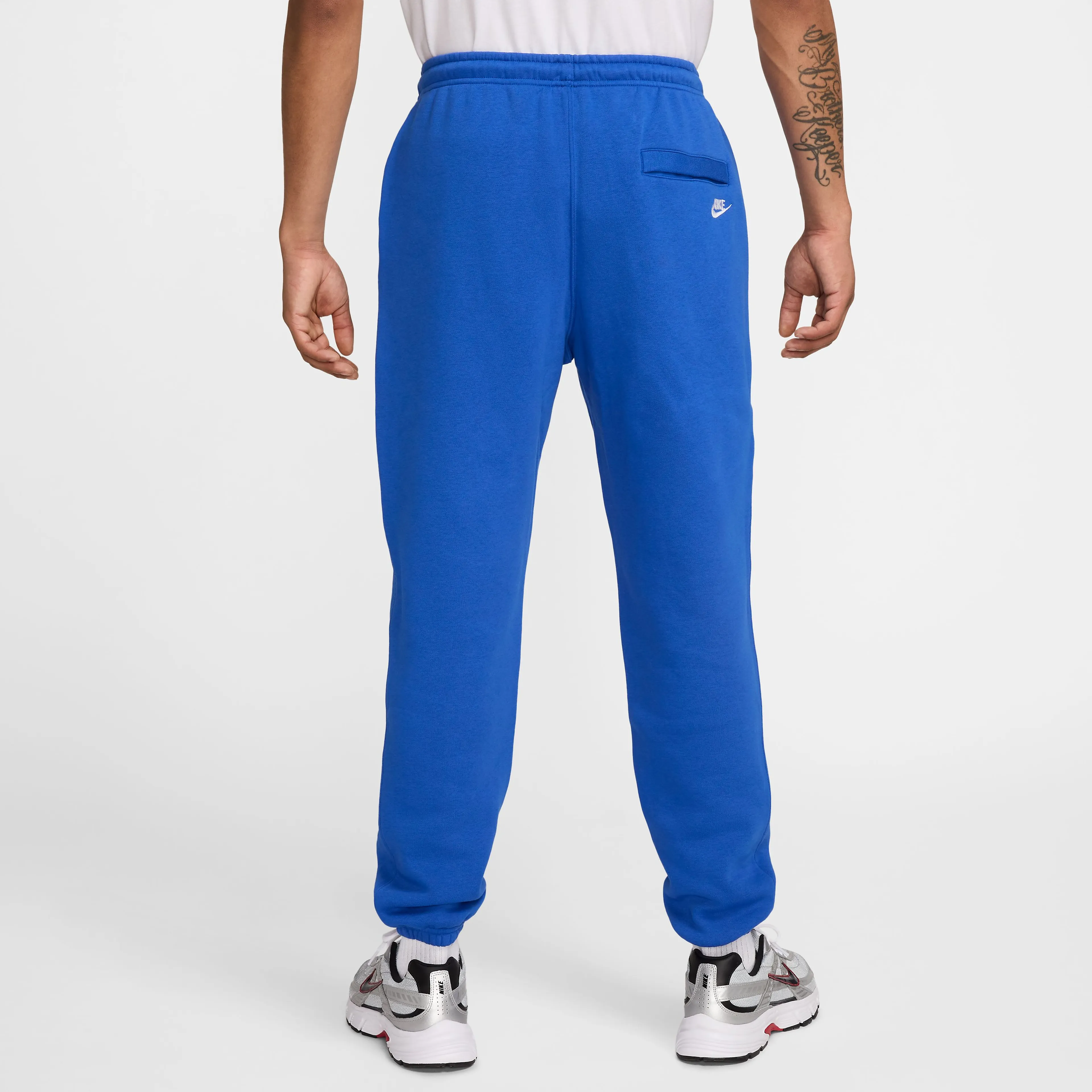 M NK CLUB BB CF PANT NSW GFX