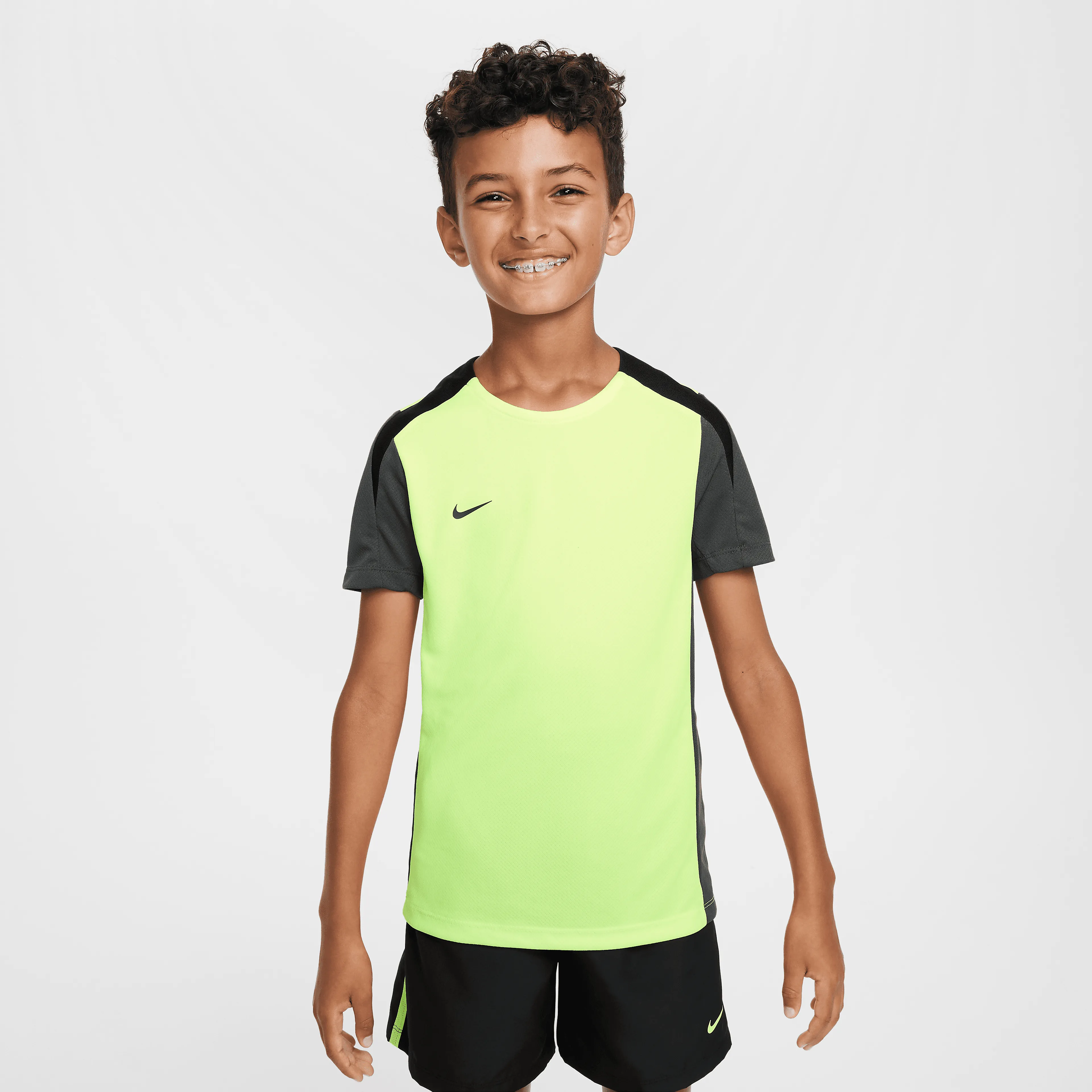 Dri-FIT Strike trenings-t-skjorte junior Dri-FIT Strike trenings-t-skjorte junior