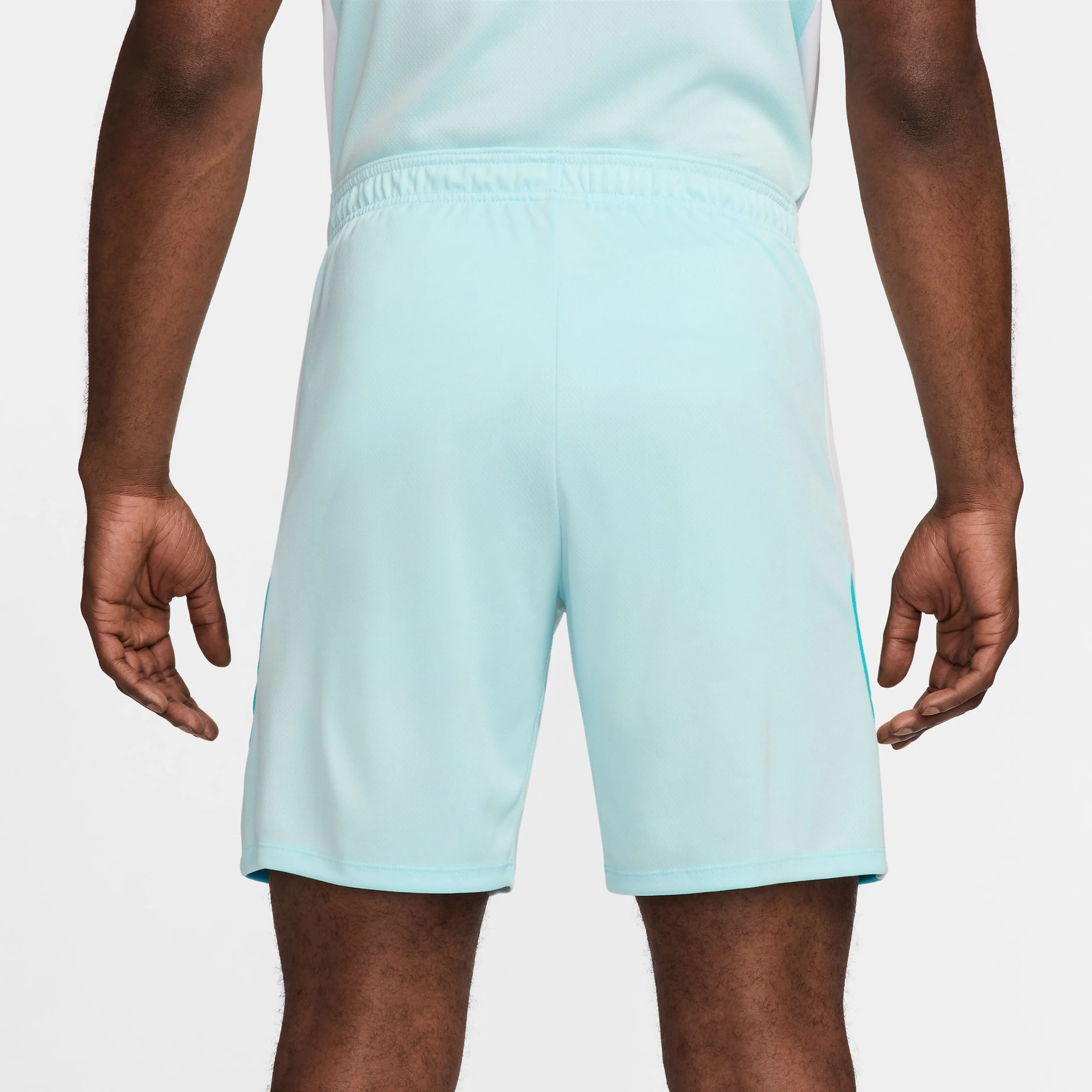 Strike Dri-FIT Global shorts herre
