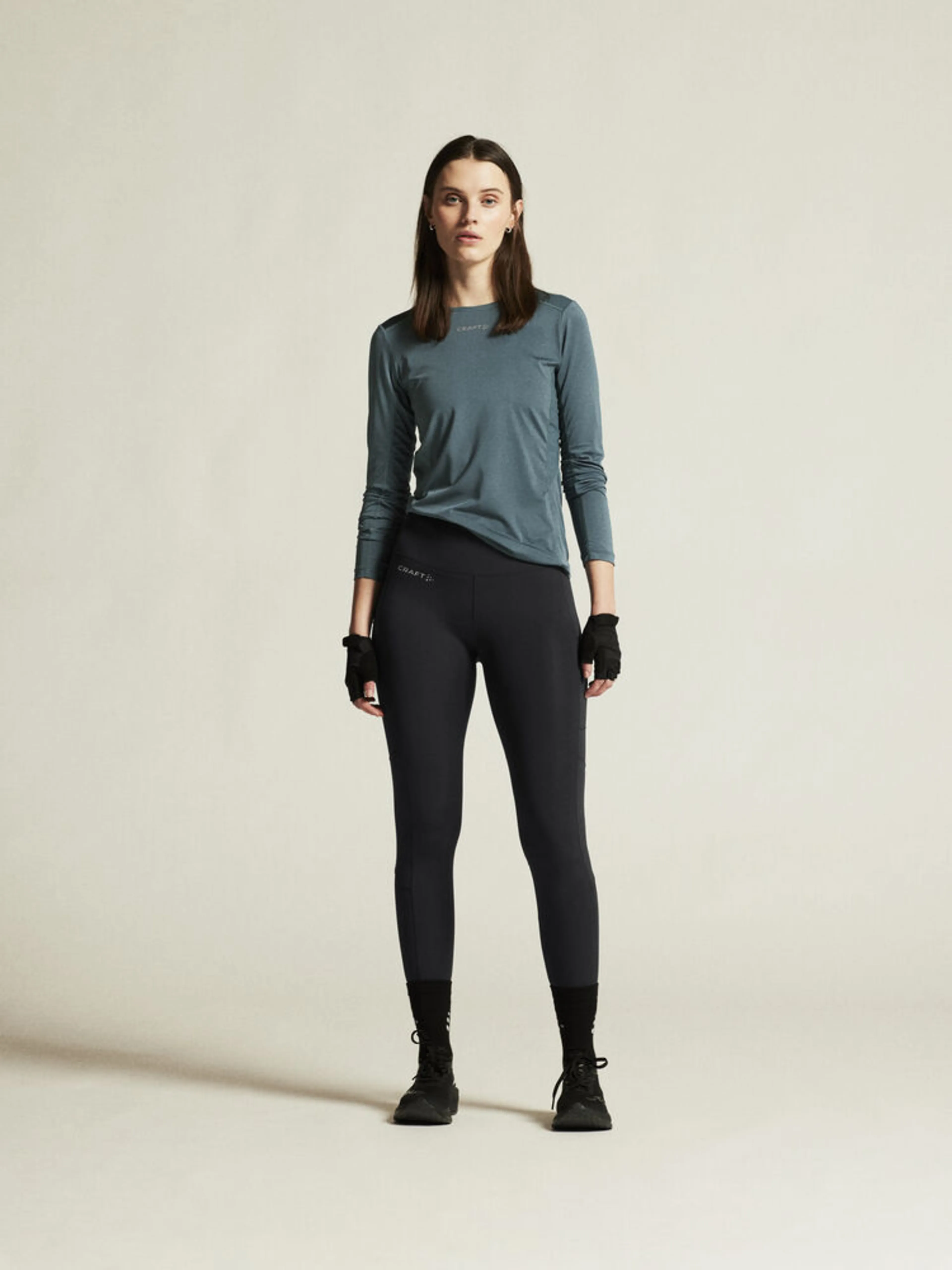 Adv Essence Ls Tee 2 W