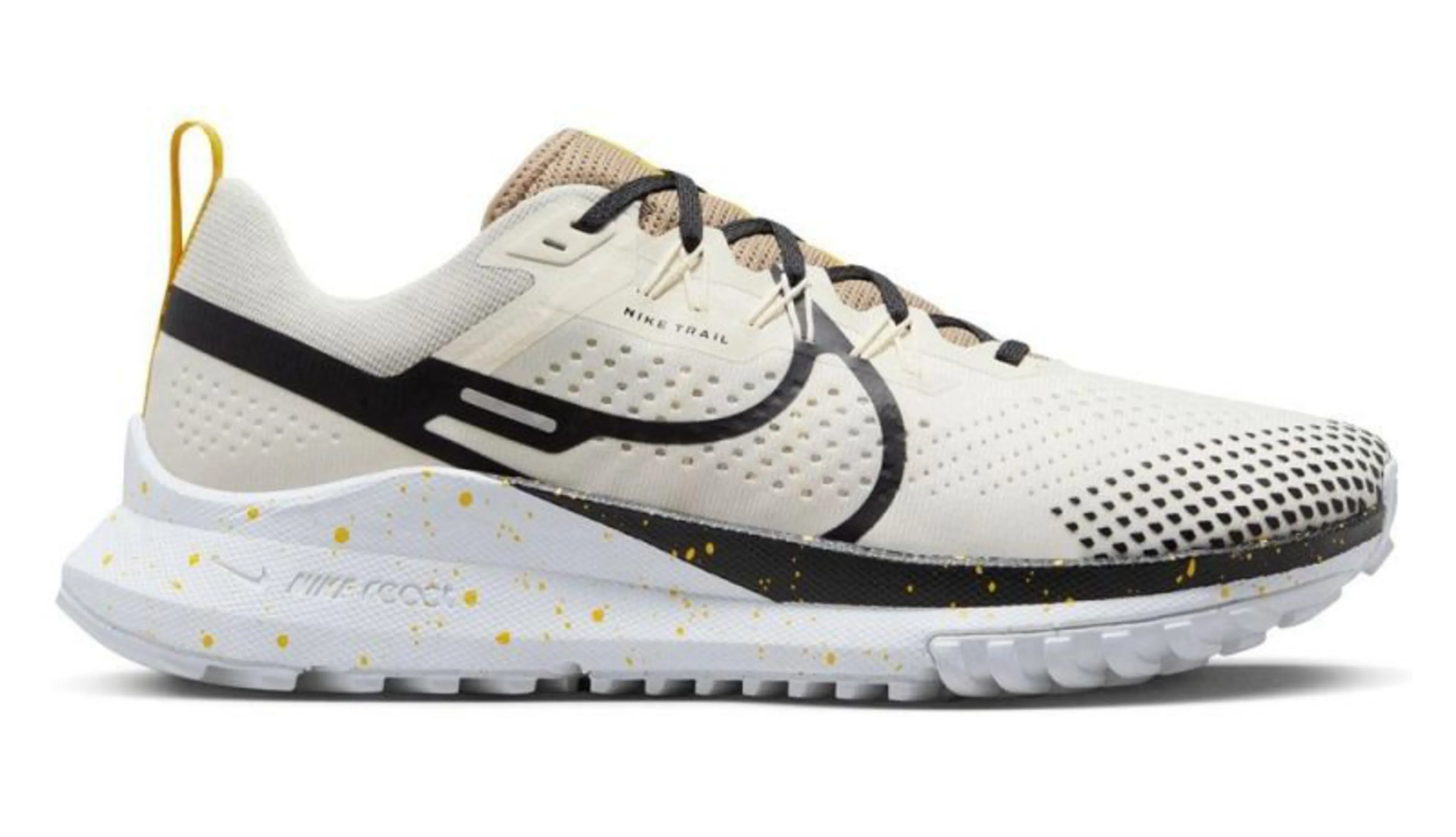 React Pegasus Trail 4