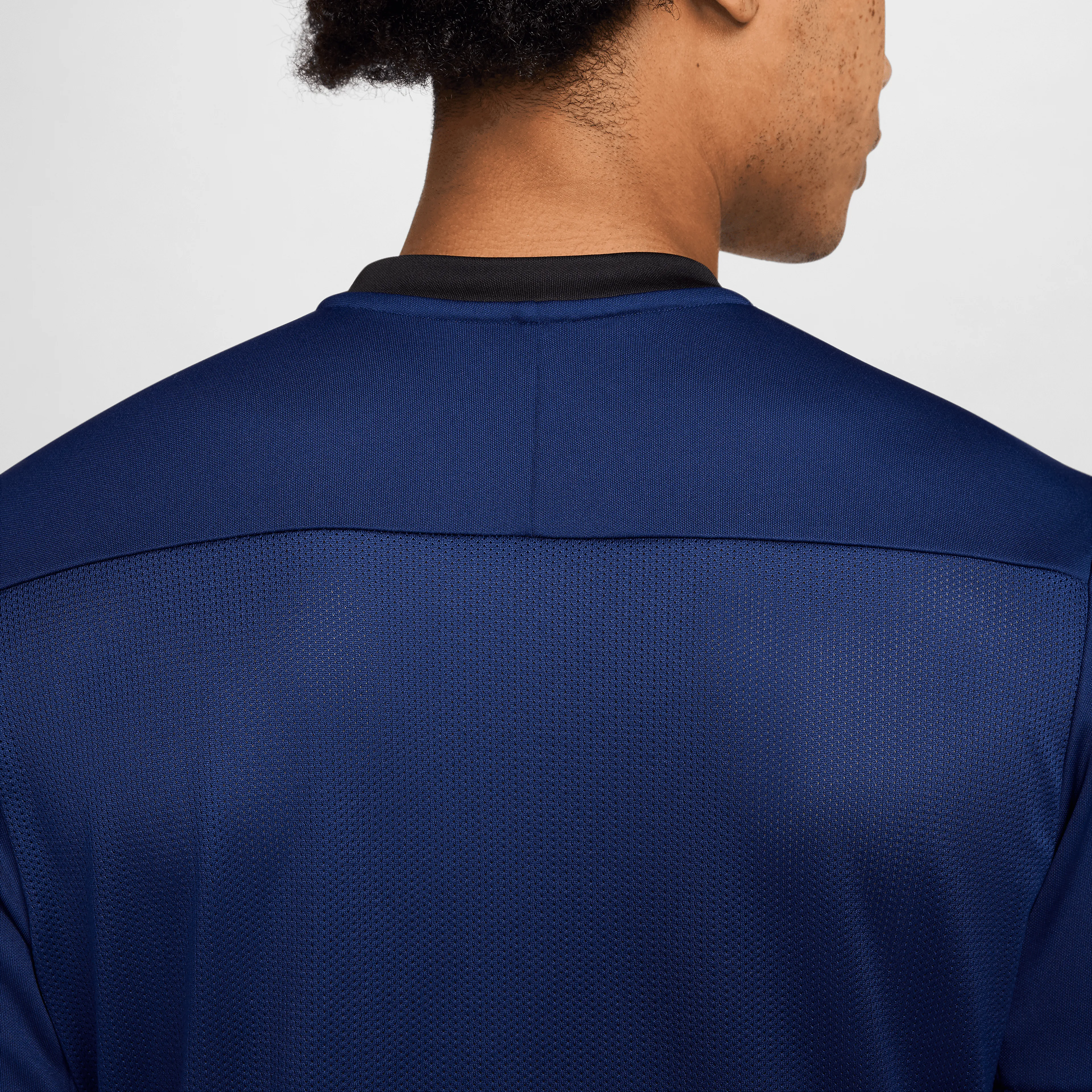  Academy Dri-FIT Short-Sleeve Soccer Top