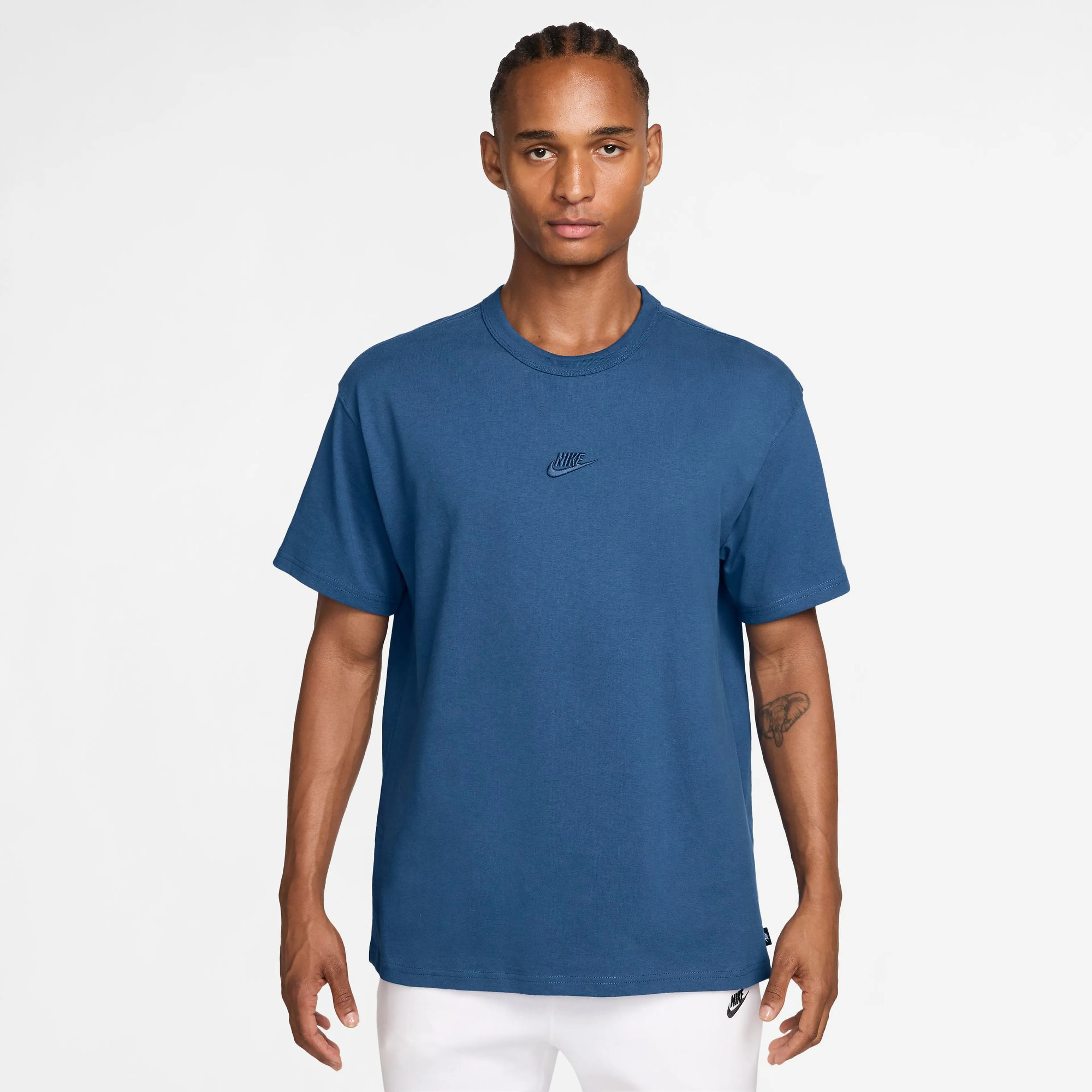 Sportswear Premium Essentials Men's T-Shirt