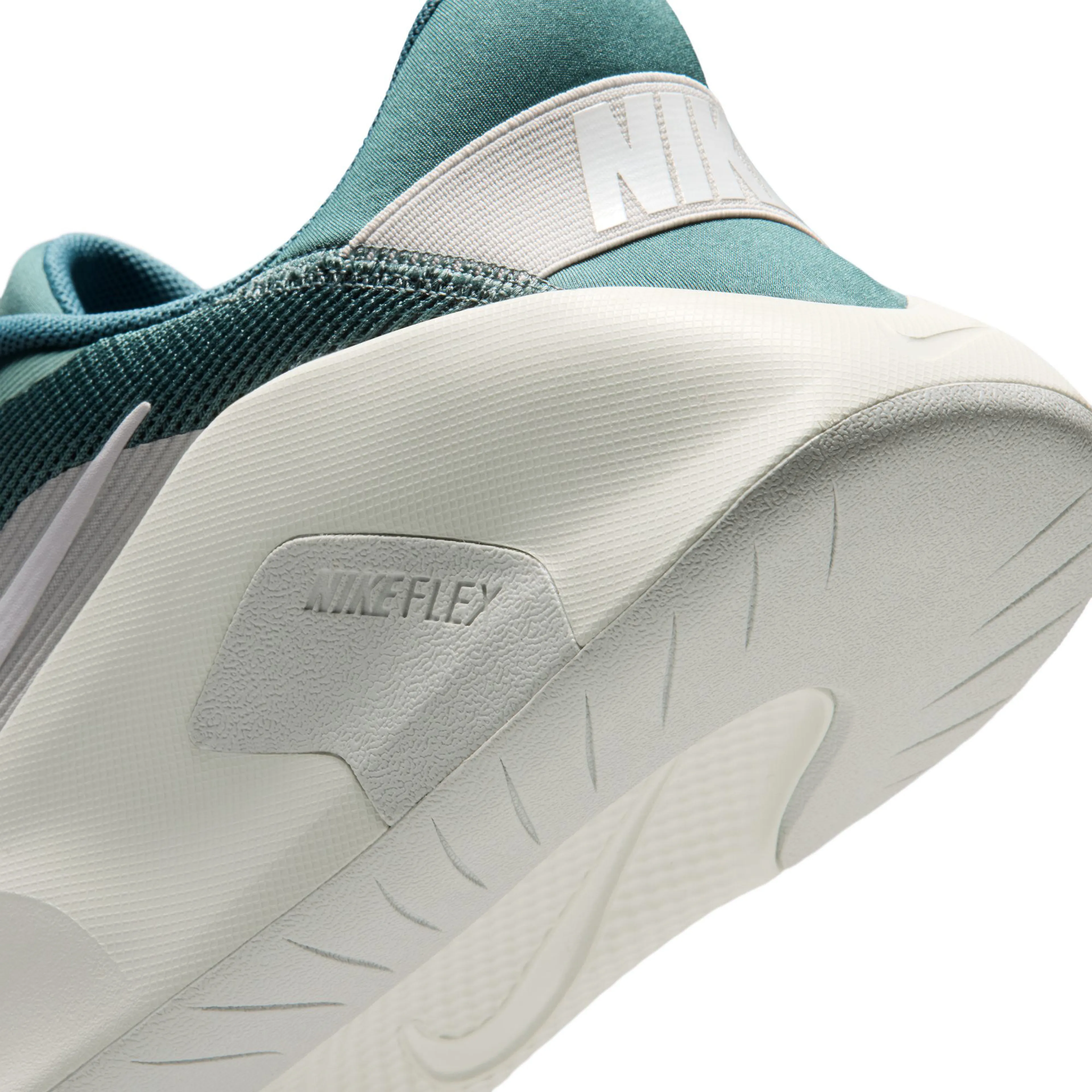 Flex Train Men's Workout Shoes