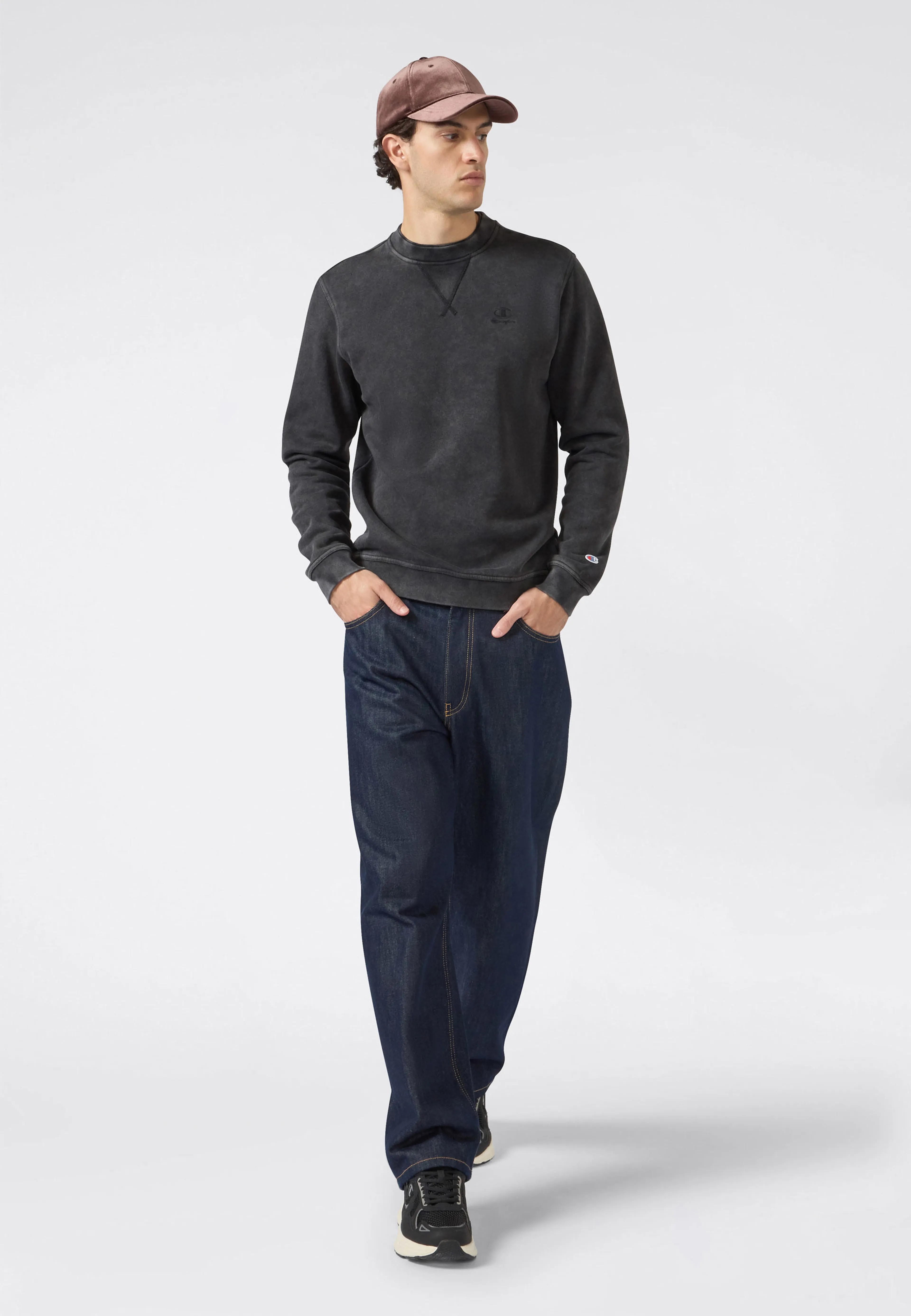 Washed crewneck sweatshirt Men
