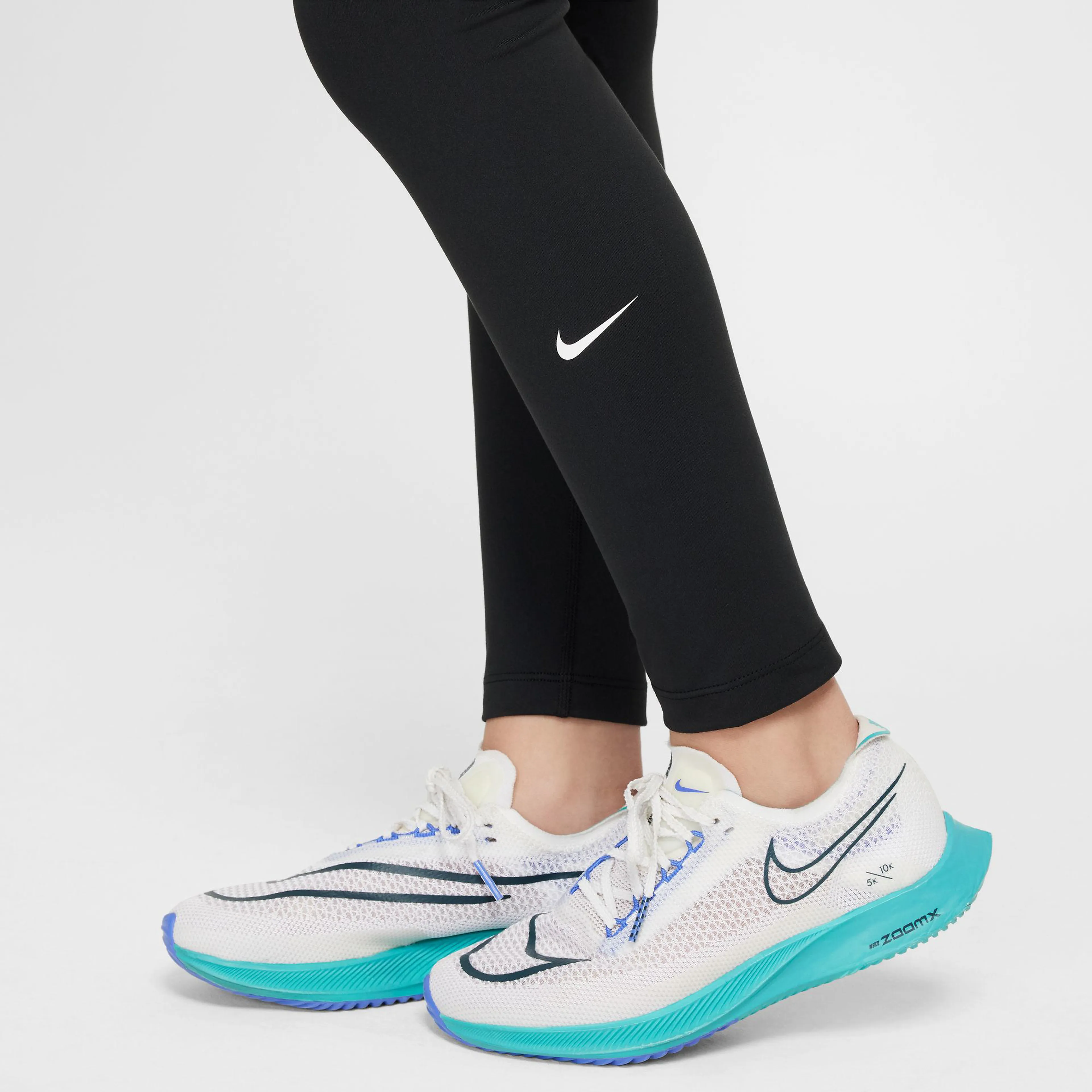 Big Kids' Dri-FIT High-Waisted Leggings