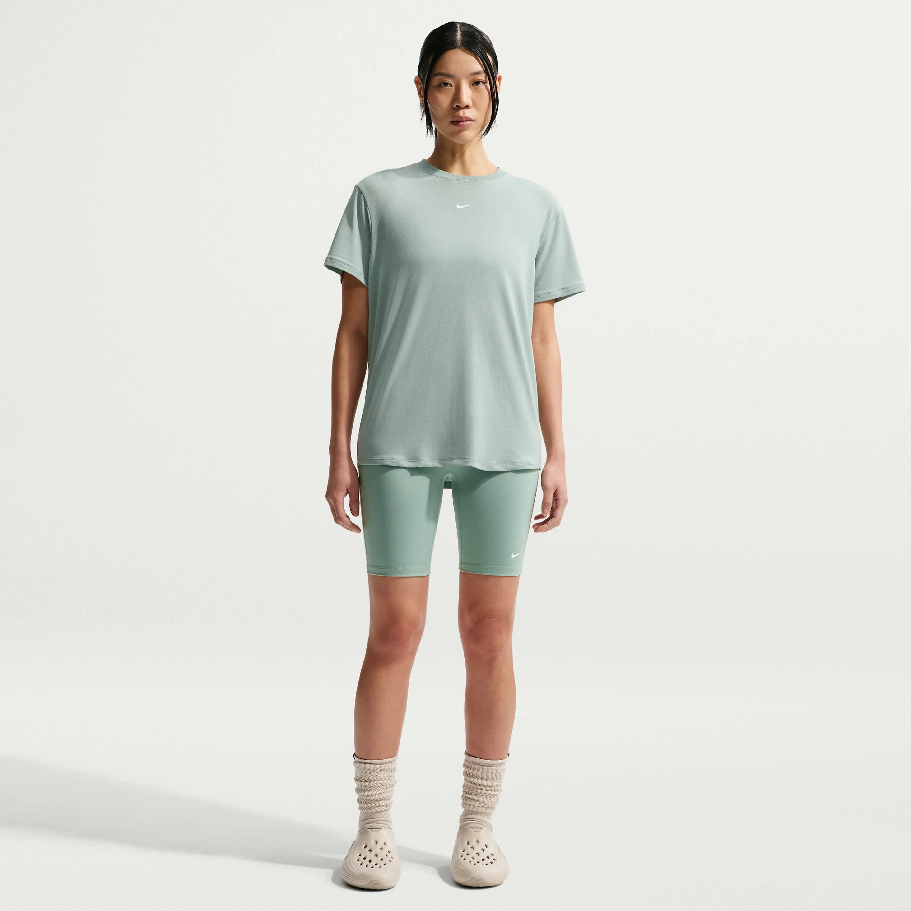 One Relaxed Women's Short-Sleeve Top
