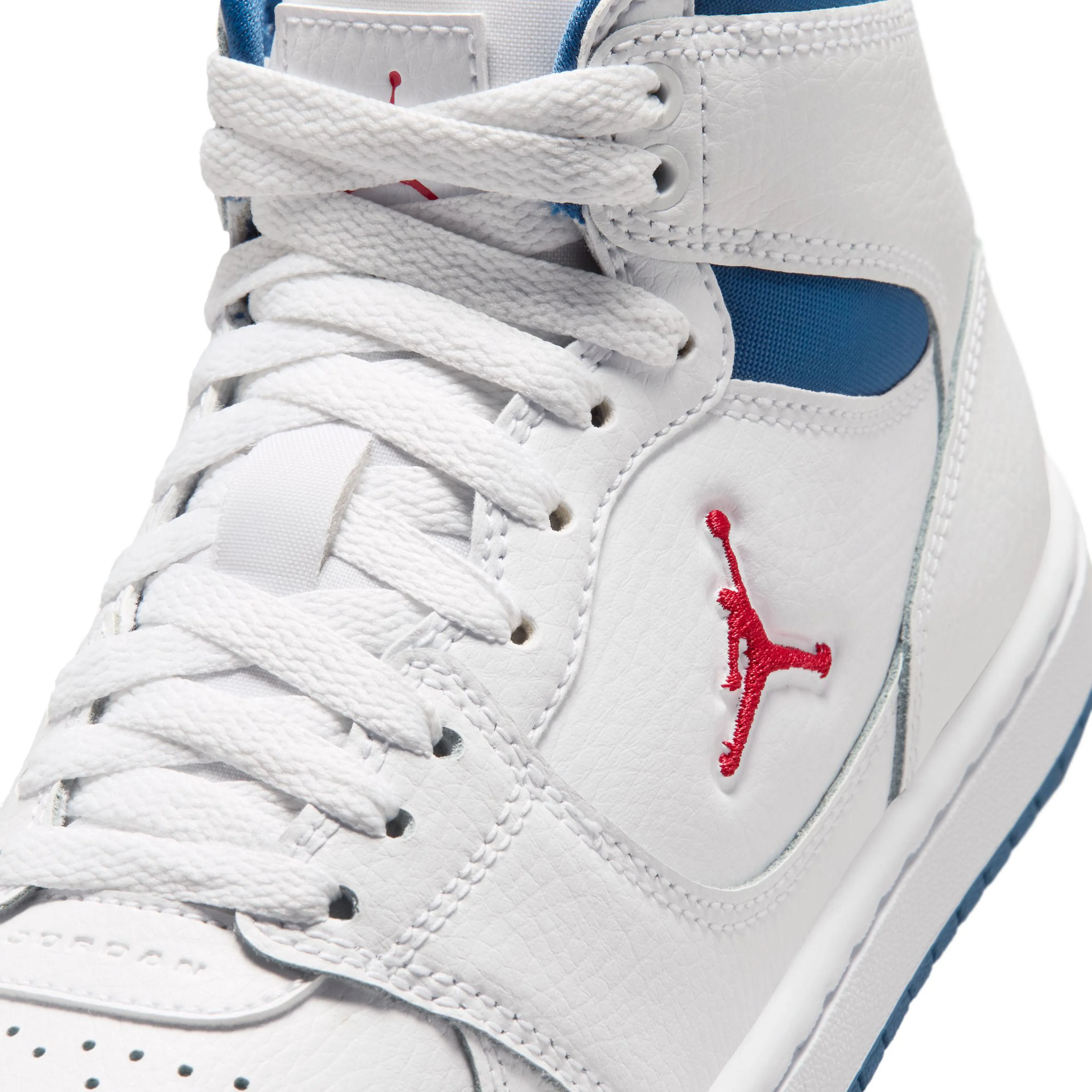 Jordan Court Connect Mid Big Kids' Shoes