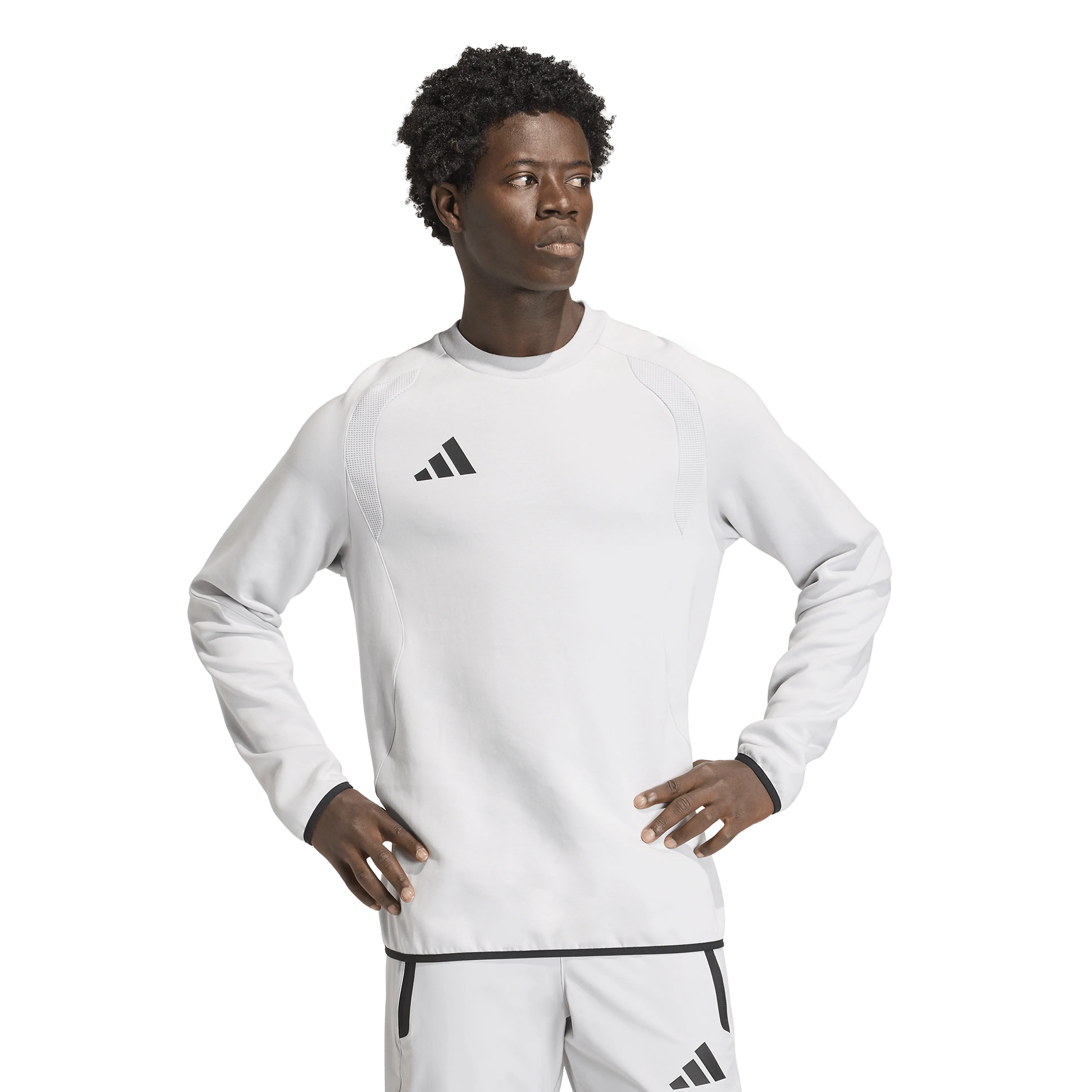 TIRO TRAVEL CREW Sweatshirt Genser