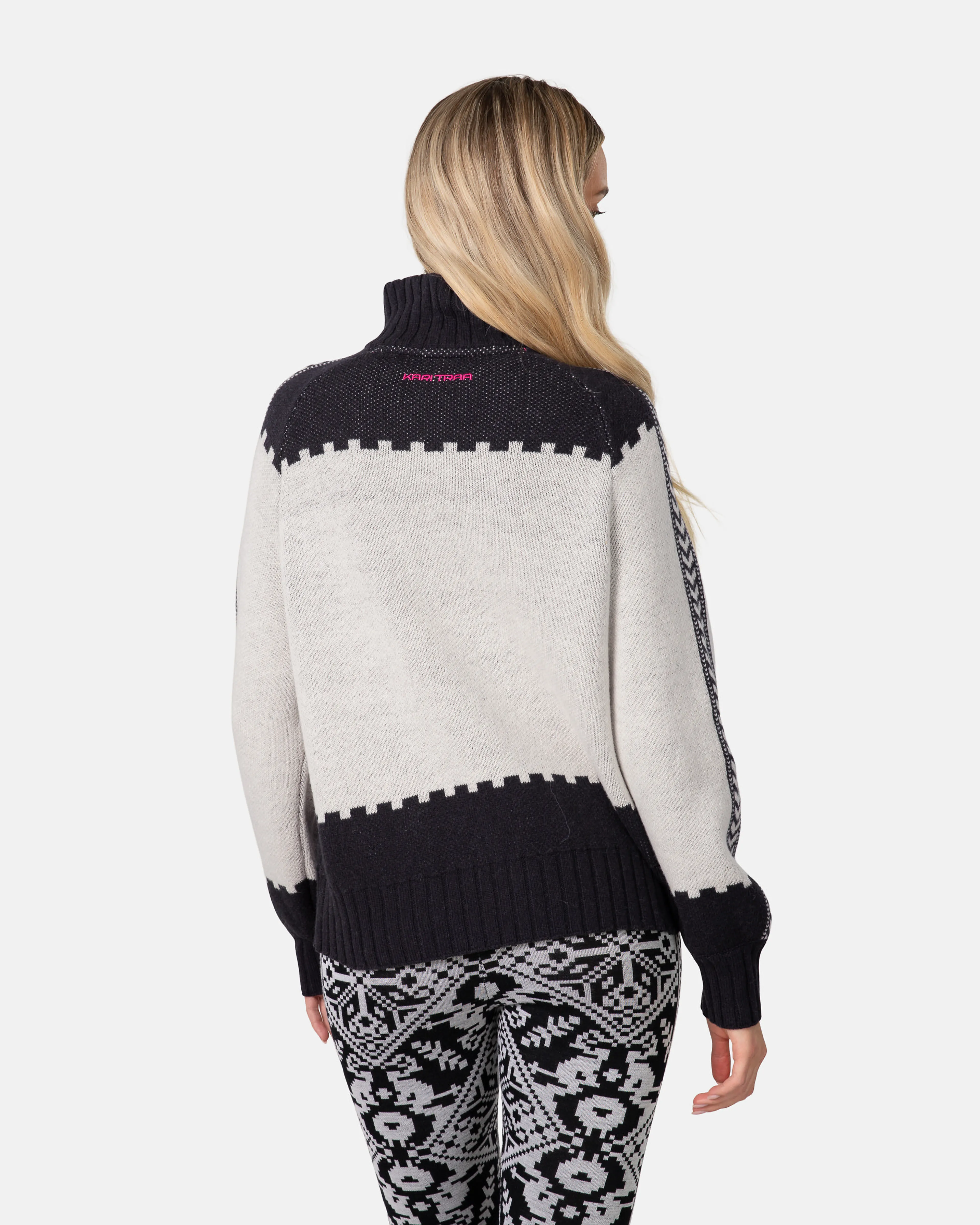 SAGA KNIT