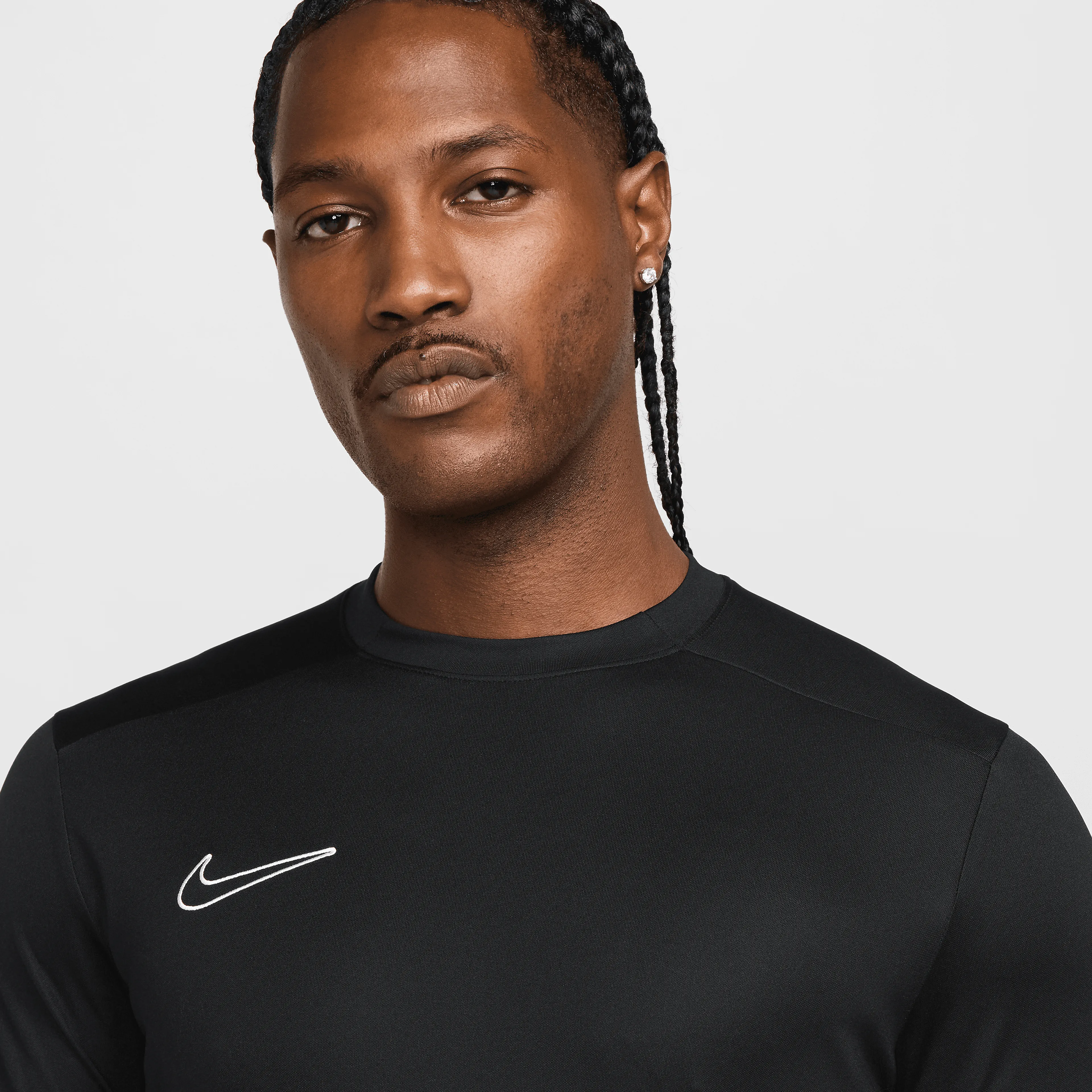  Academy Dri-FIT Short-Sleeve Soccer Top