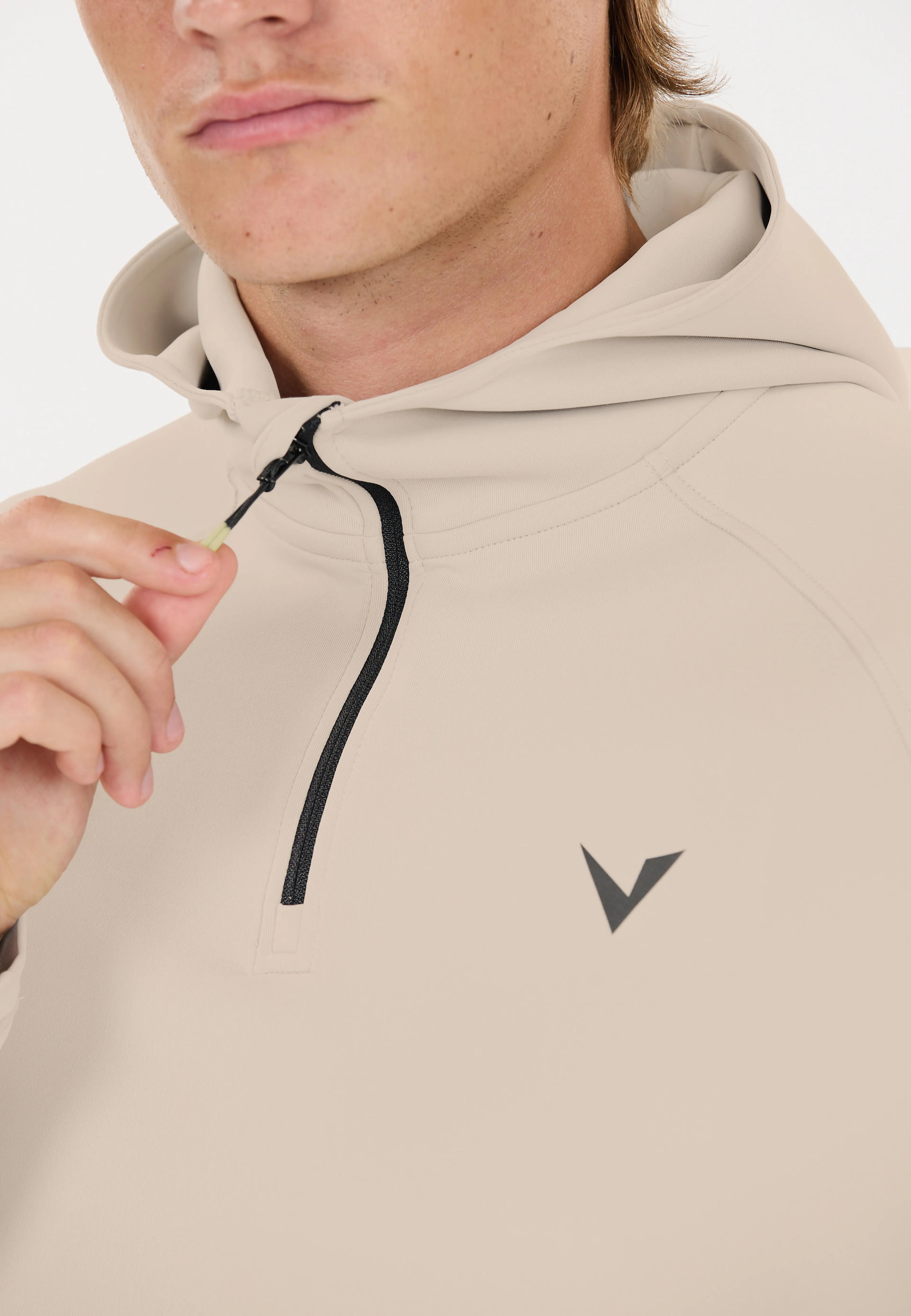 Allister M Midlayer