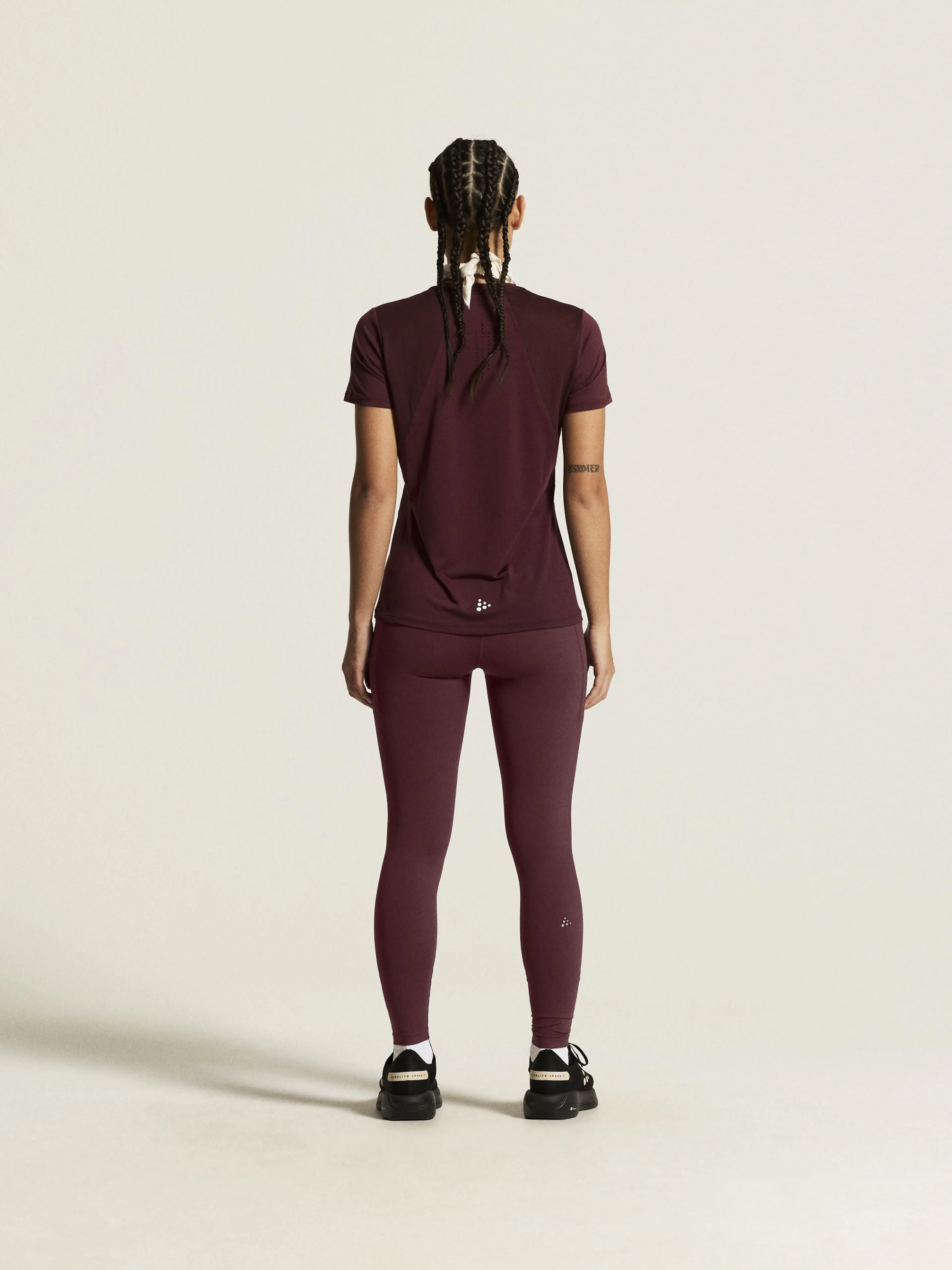 Adv Essence Ss Tee 2 W