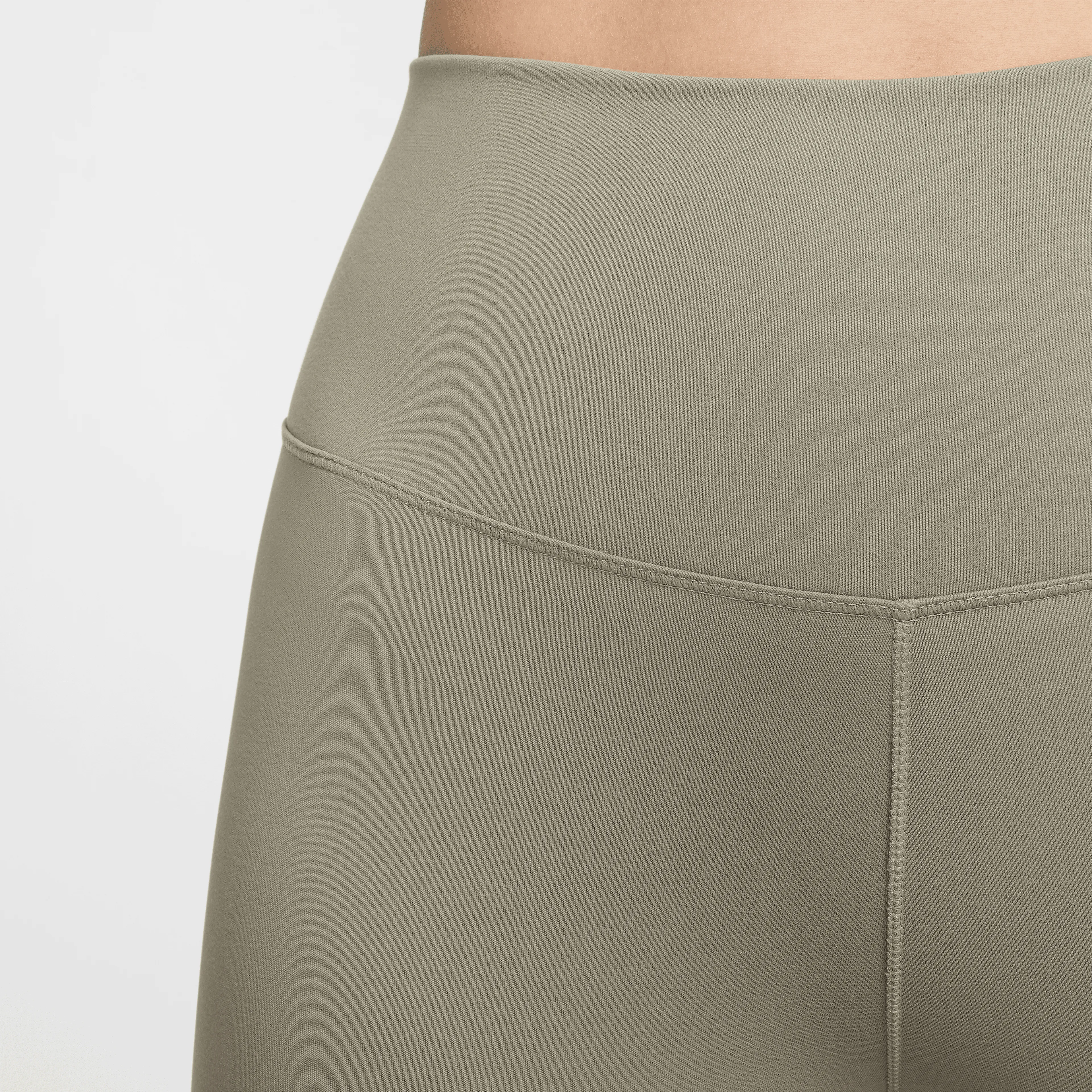 One High-Waisted 7/8 Leggings