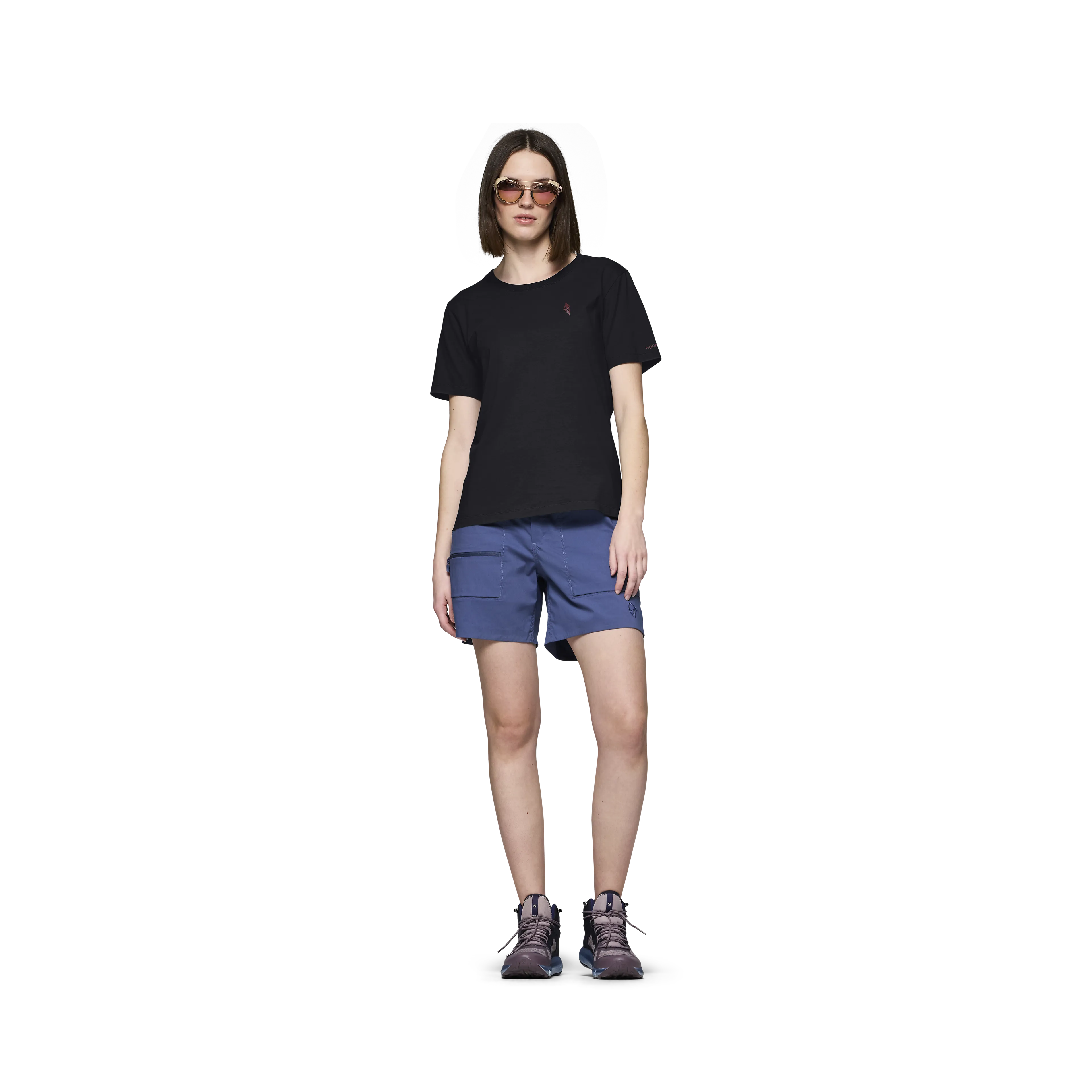 /29 cotton activity embroidery T-shirt W's