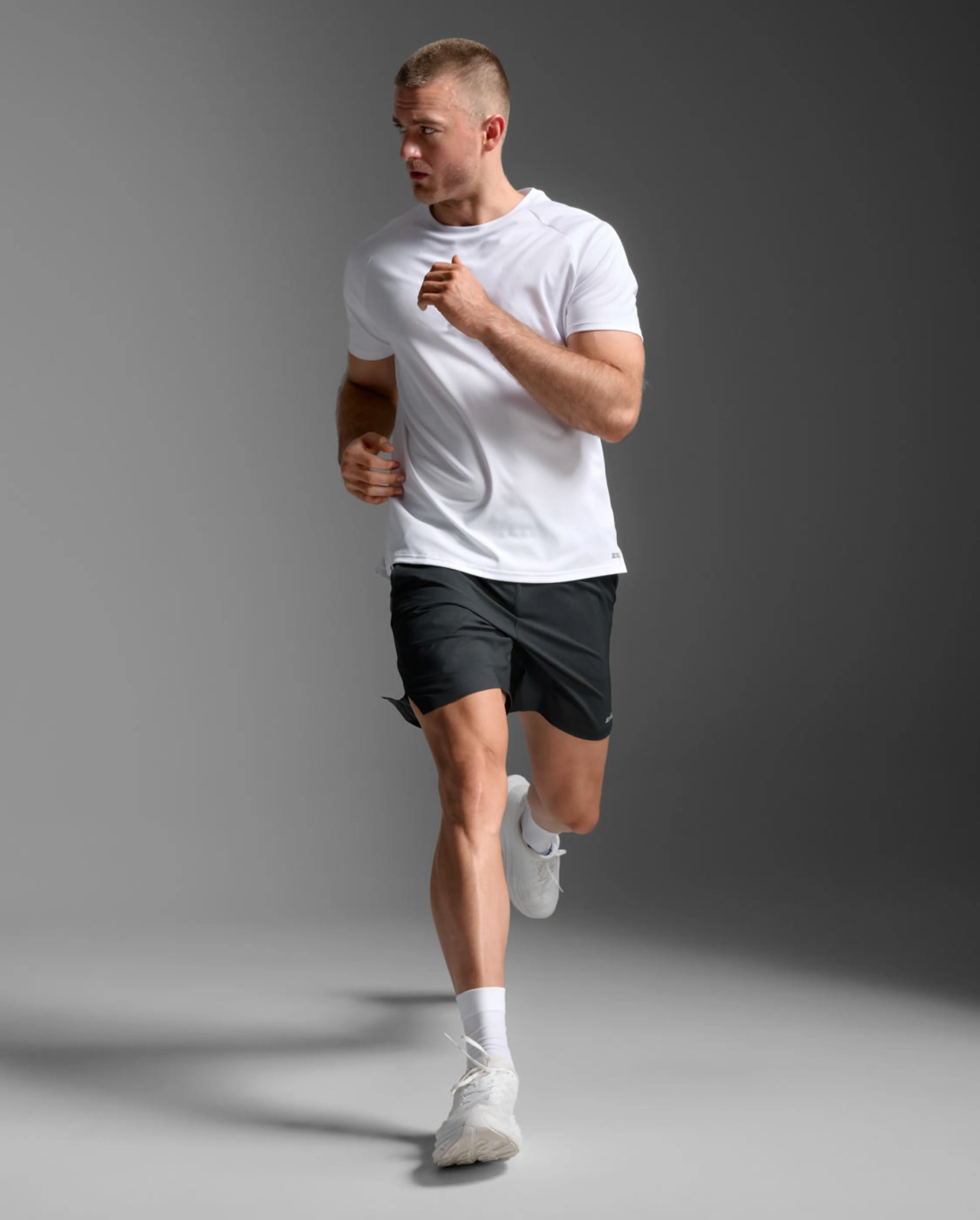 AERO 7 INCH SHORTS