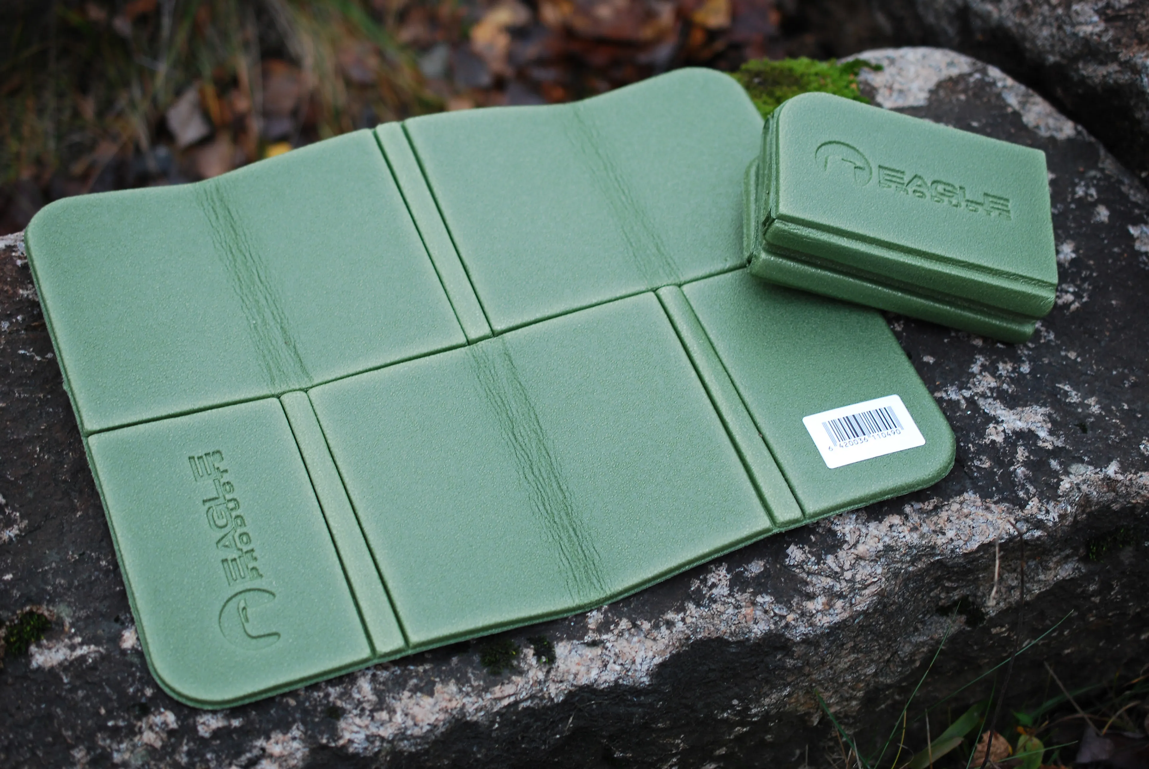 Sitteplate brettet, olivengrønn