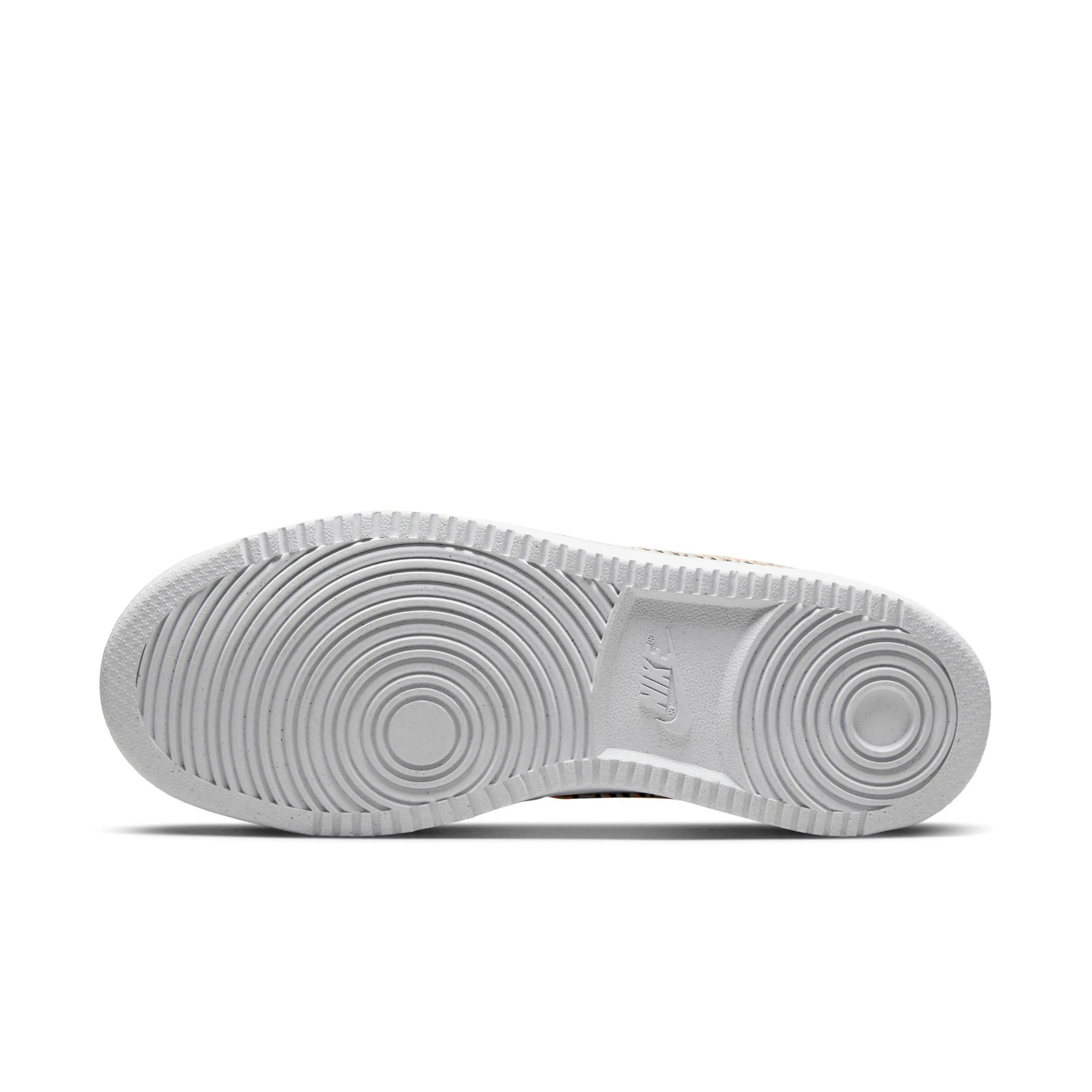 Court Vision Low Next Nature x Nike United sko dame