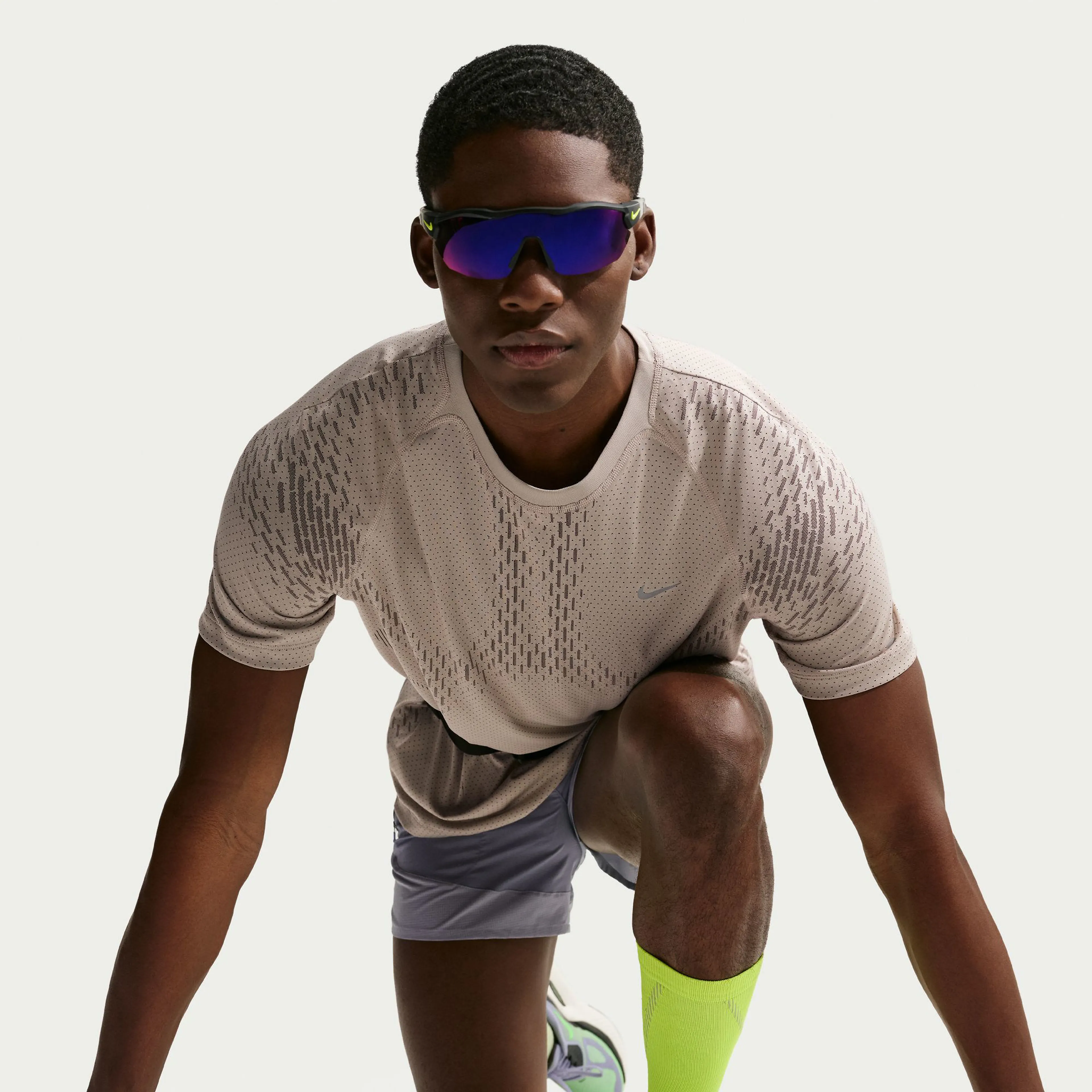Stride Men's Dri-FIT ADV Short-Sleeve Running Top
