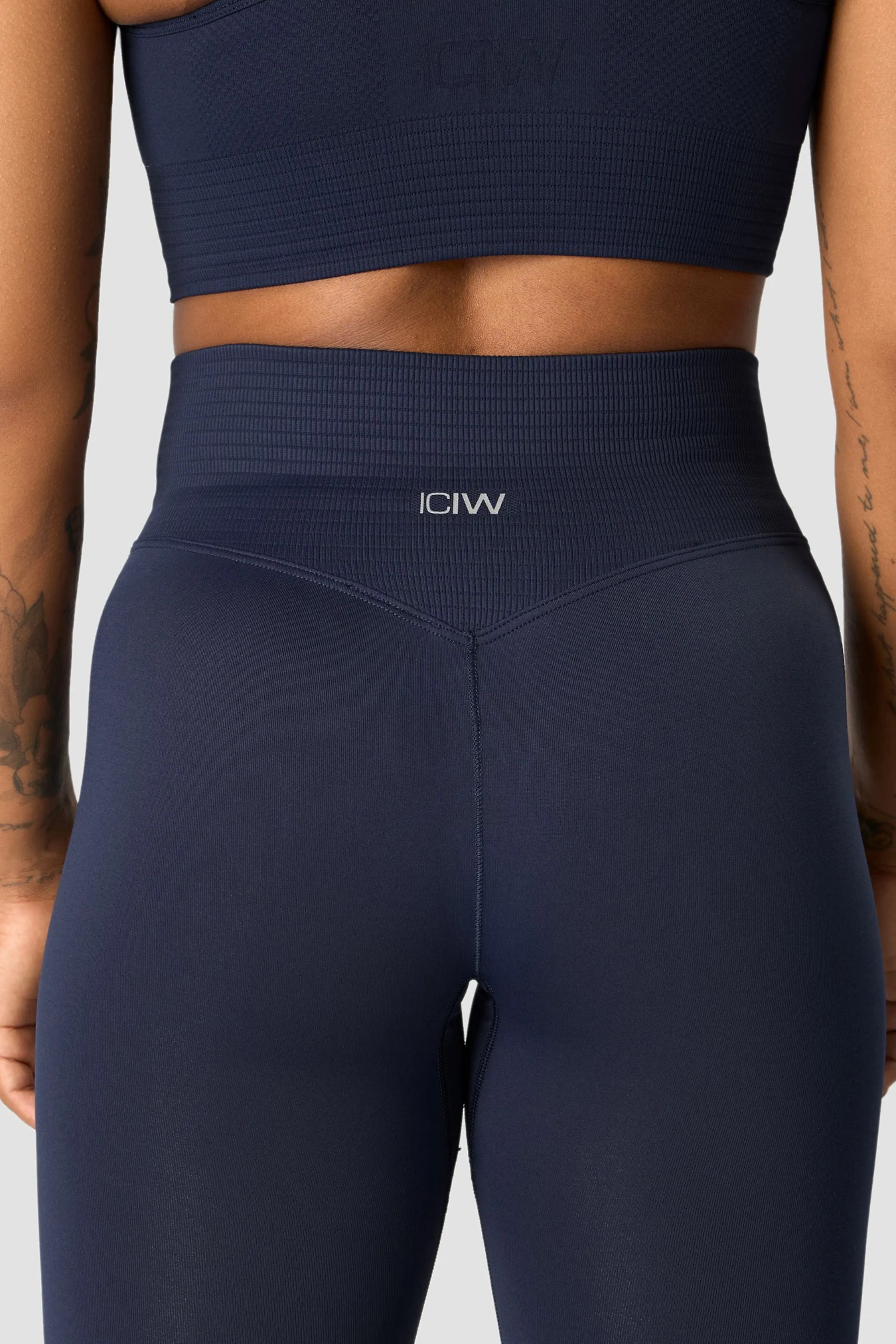 Define Seamless V-shape Tights