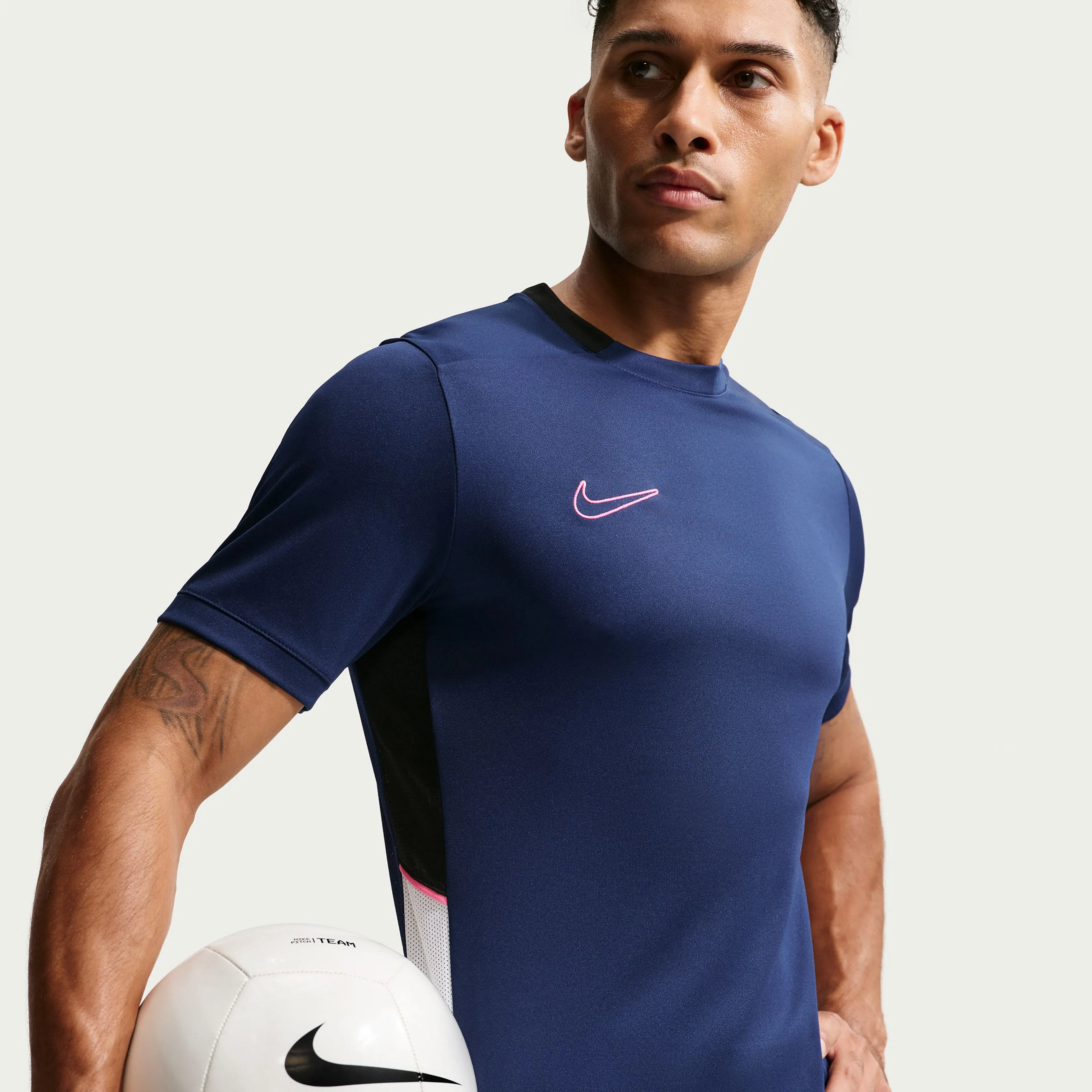 Academy Men's Dri-FIT Short-Sleeve Soccer Top