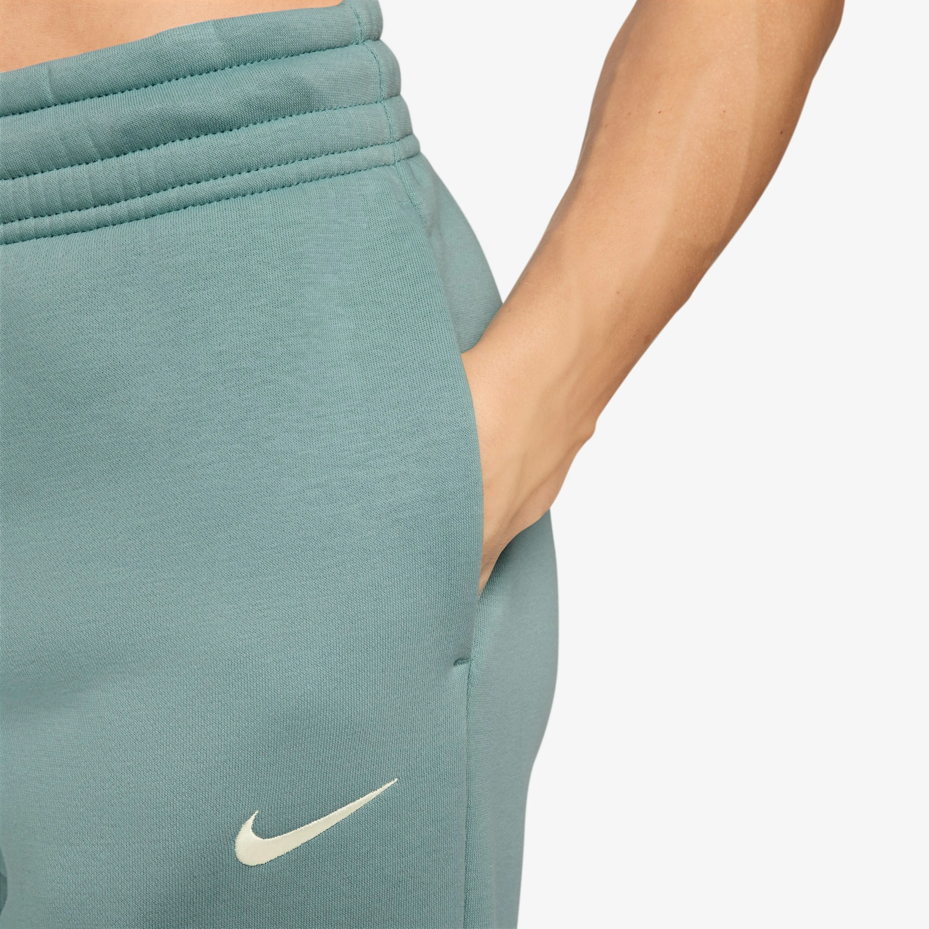 Sportswear Phoenix Fleece Women's Mid-Rise Sweatpants